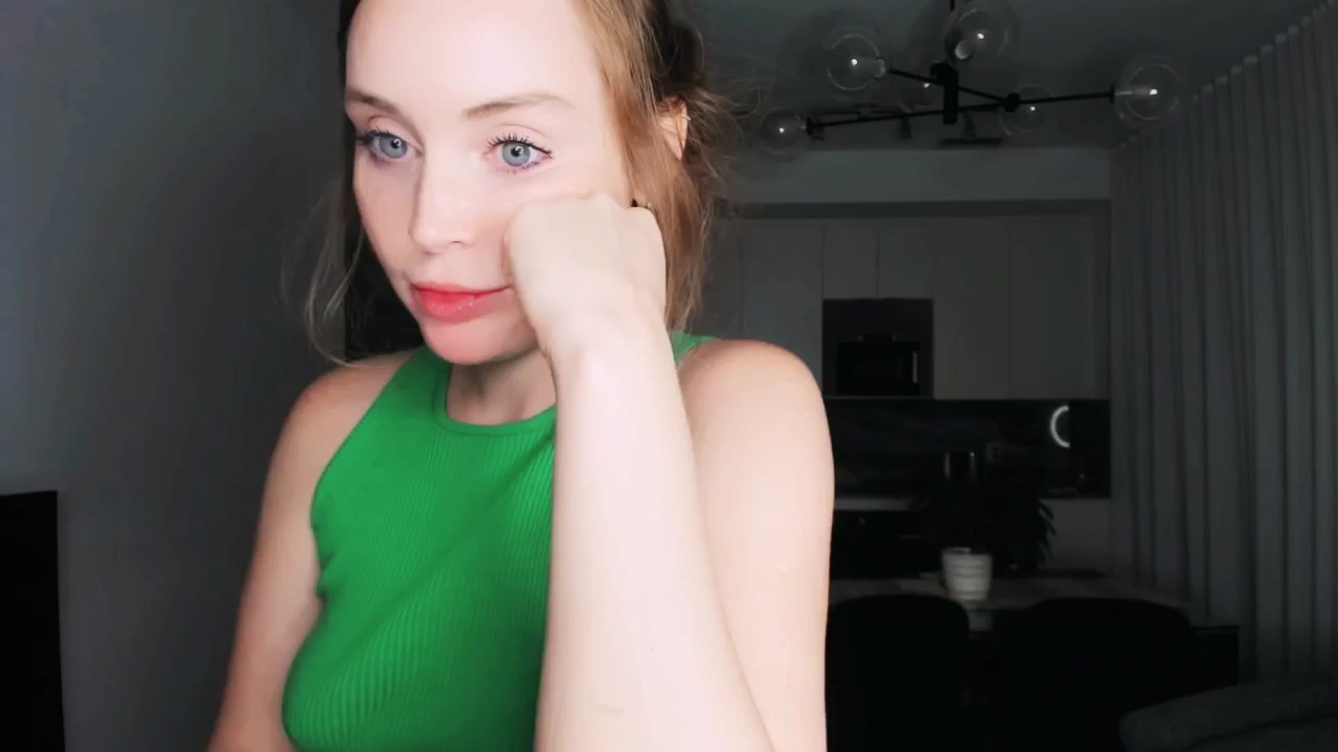Gallery image thumbnail from NessaMoore's myfreecams stream on, 06/20/2024, 03:26 image 1 of 20