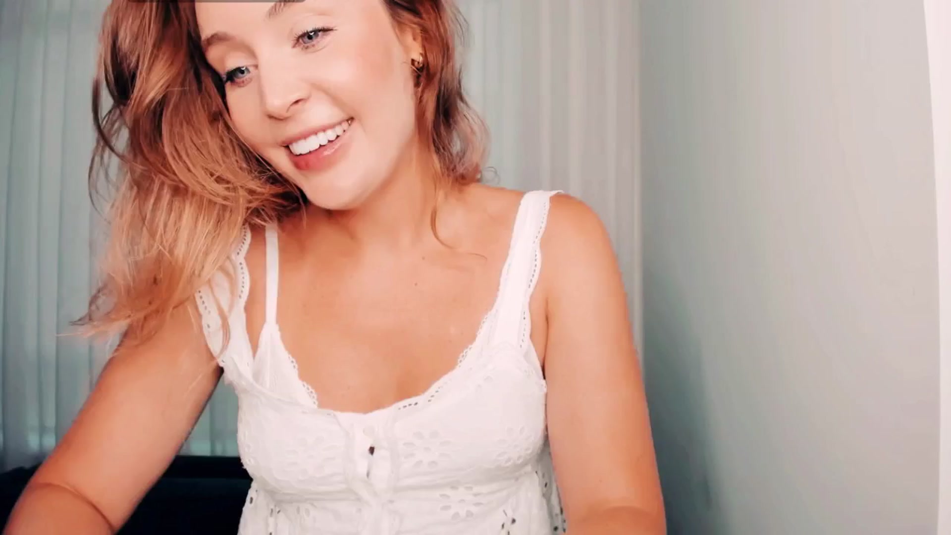 Gallery image thumbnail from NessaMoore's myfreecams stream on, 07/24/2024, 24:19 image 6 of 20