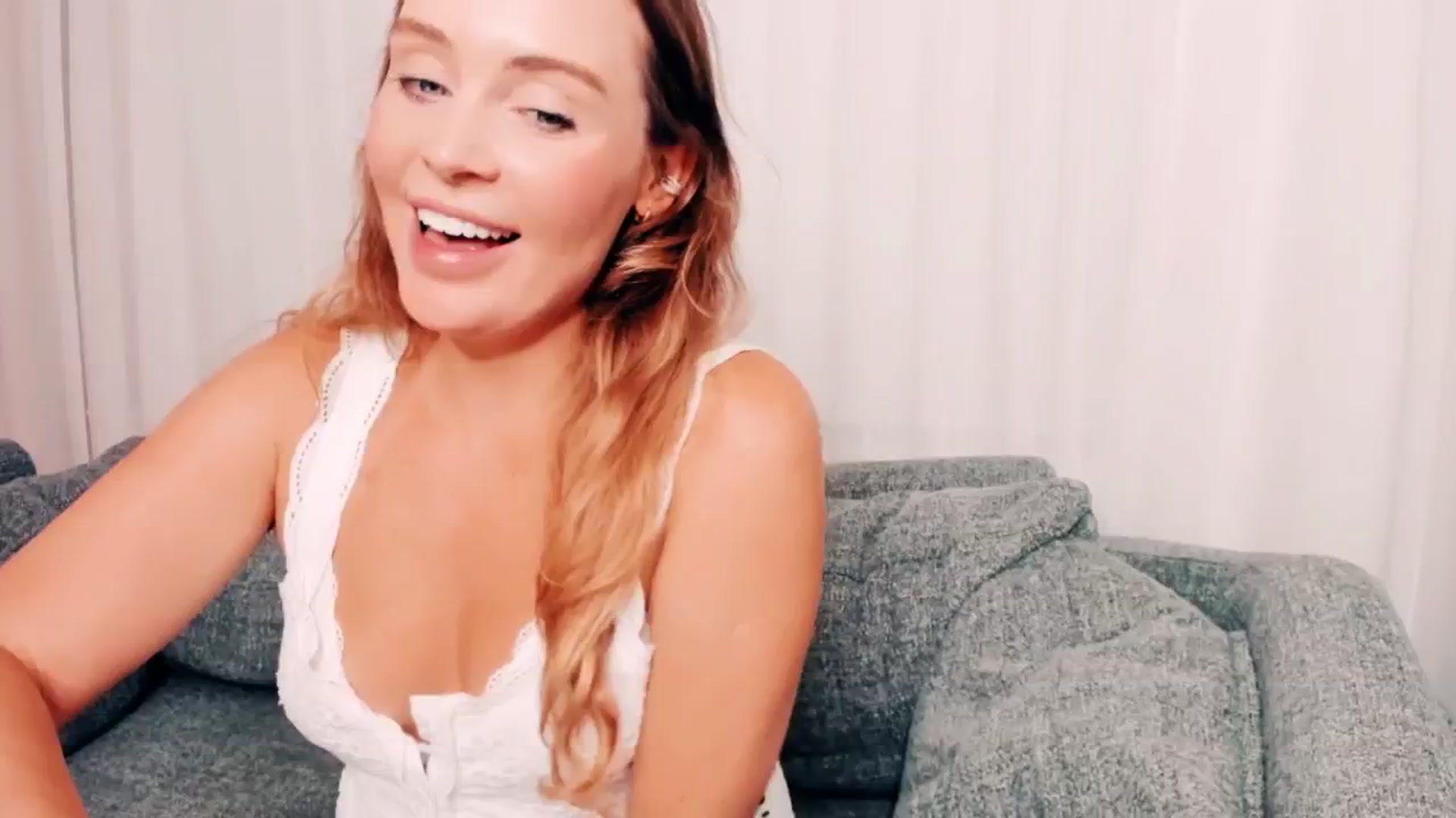 Gallery image thumbnail from NessaMoore's myfreecams stream on, 08/01/2024, 01:58 image 8 of 20
