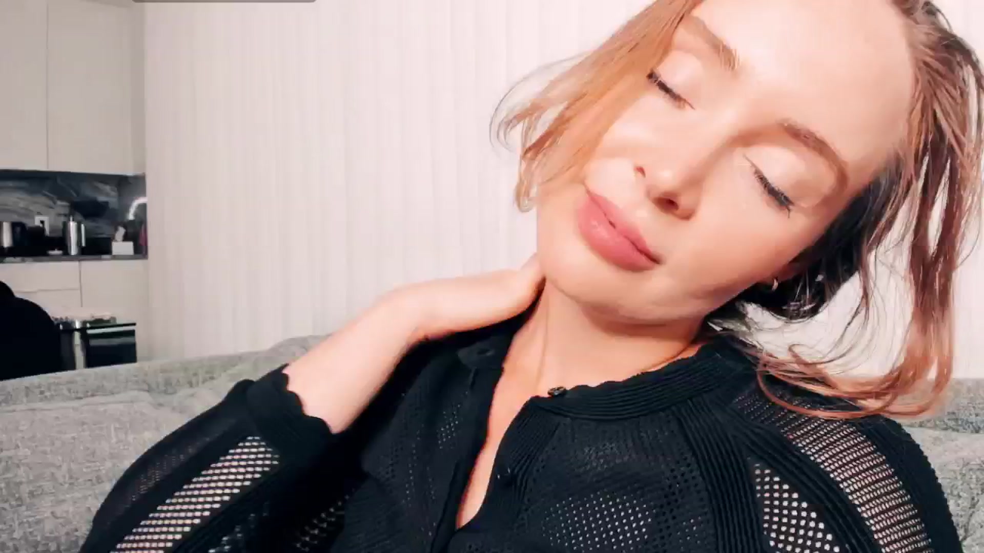 Gallery image thumbnail from NessaMoore's myfreecams stream on, 08/07/2024, 01:28 image 3 of 20