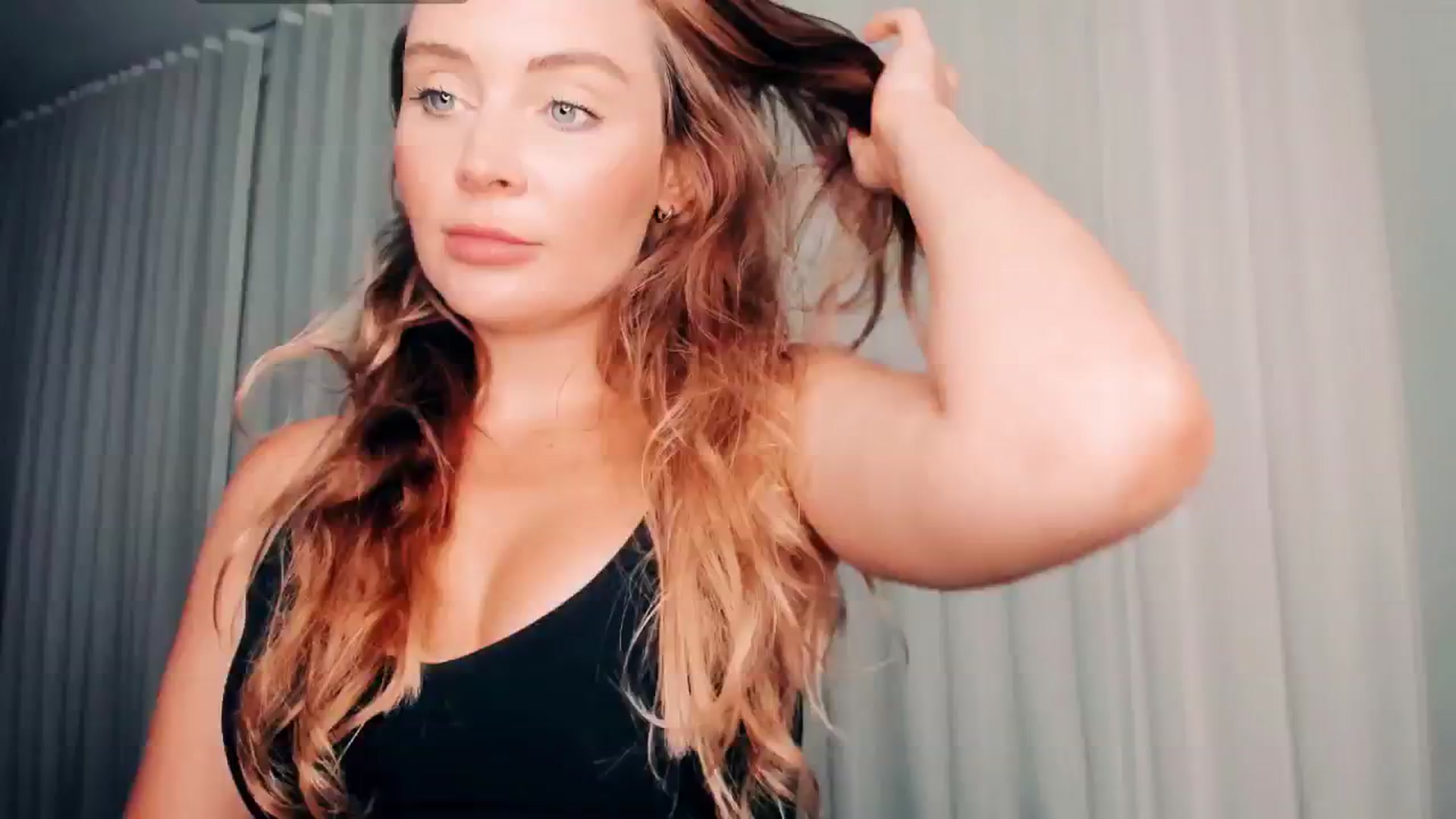 Gallery image thumbnail from NessaMoore's myfreecams stream on, 08/13/2024, 01:56 image 2 of 20