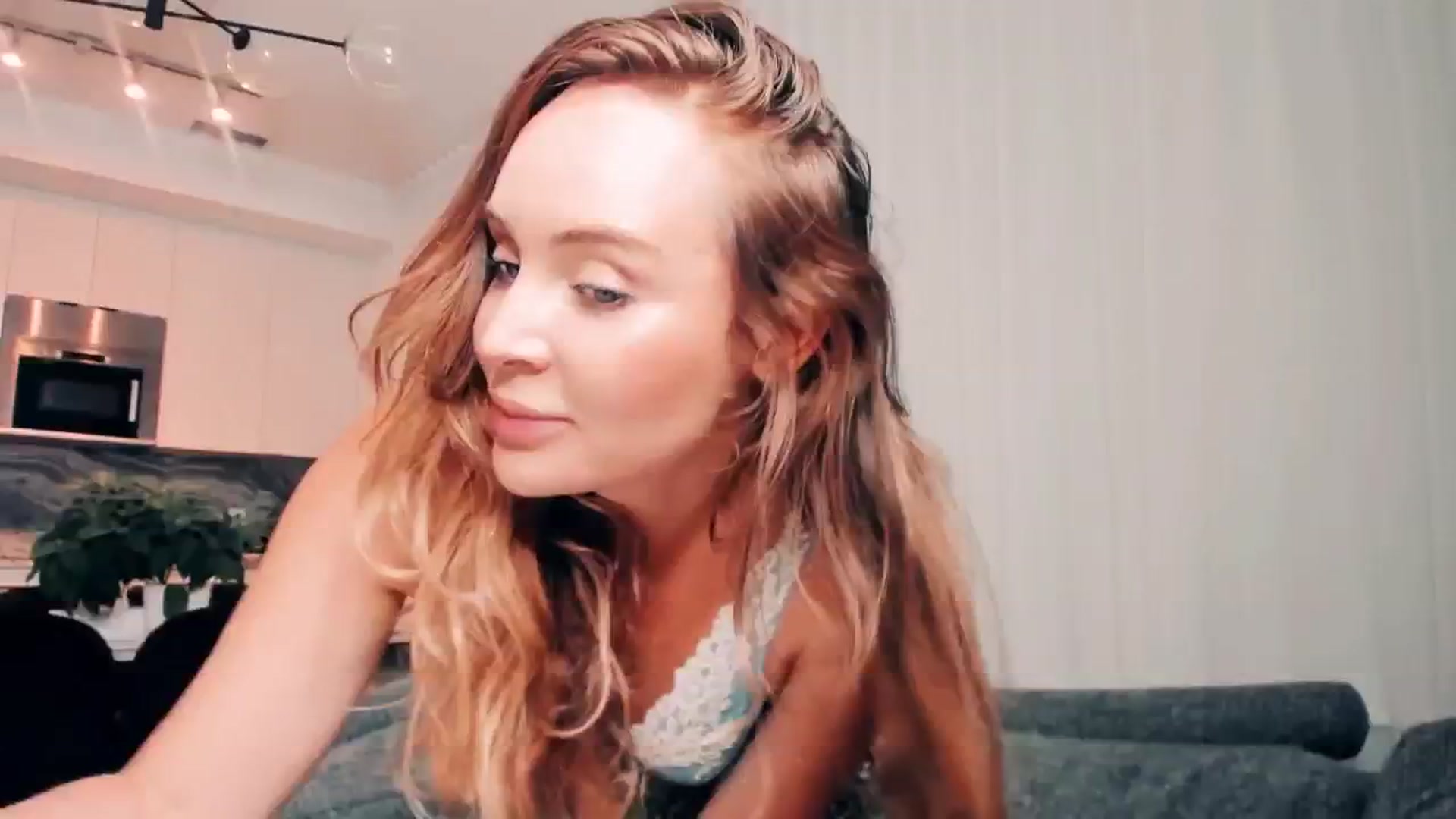 Gallery image thumbnail from NessaMoore's myfreecams stream on, 08/23/2024, 02:55 image 17 of 20