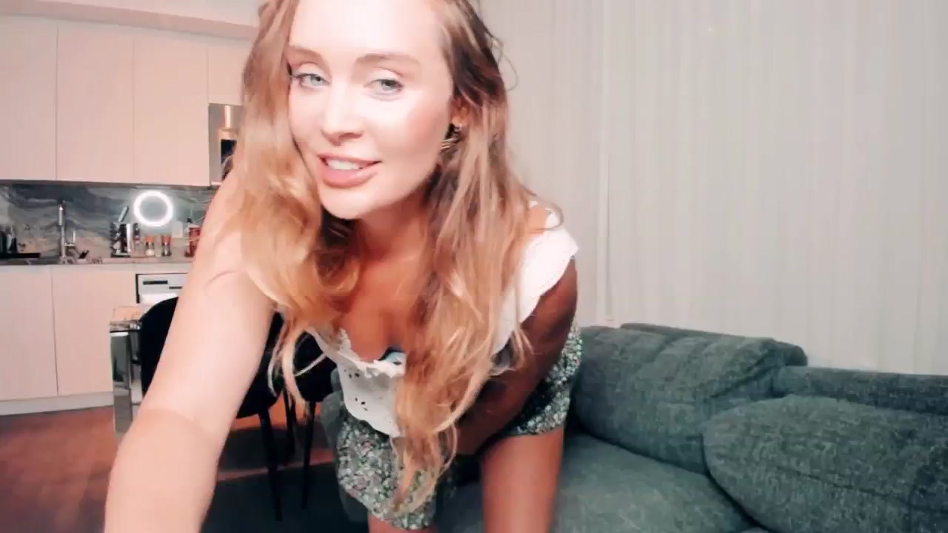 Gallery image thumbnail from NessaMoore's myfreecams stream on, 08/23/2024, 02:55 image 4 of 20