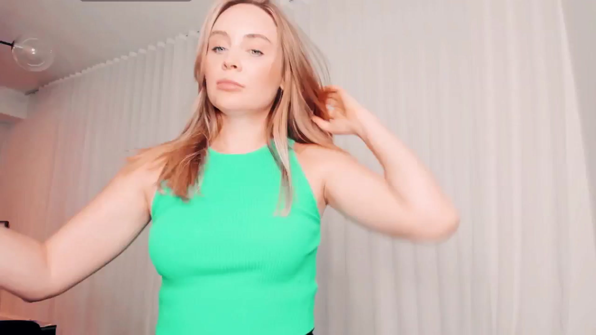 Gallery image thumbnail from NessaMoore's myfreecams stream on, 09/11/2024, 24:00 image 4 of 20