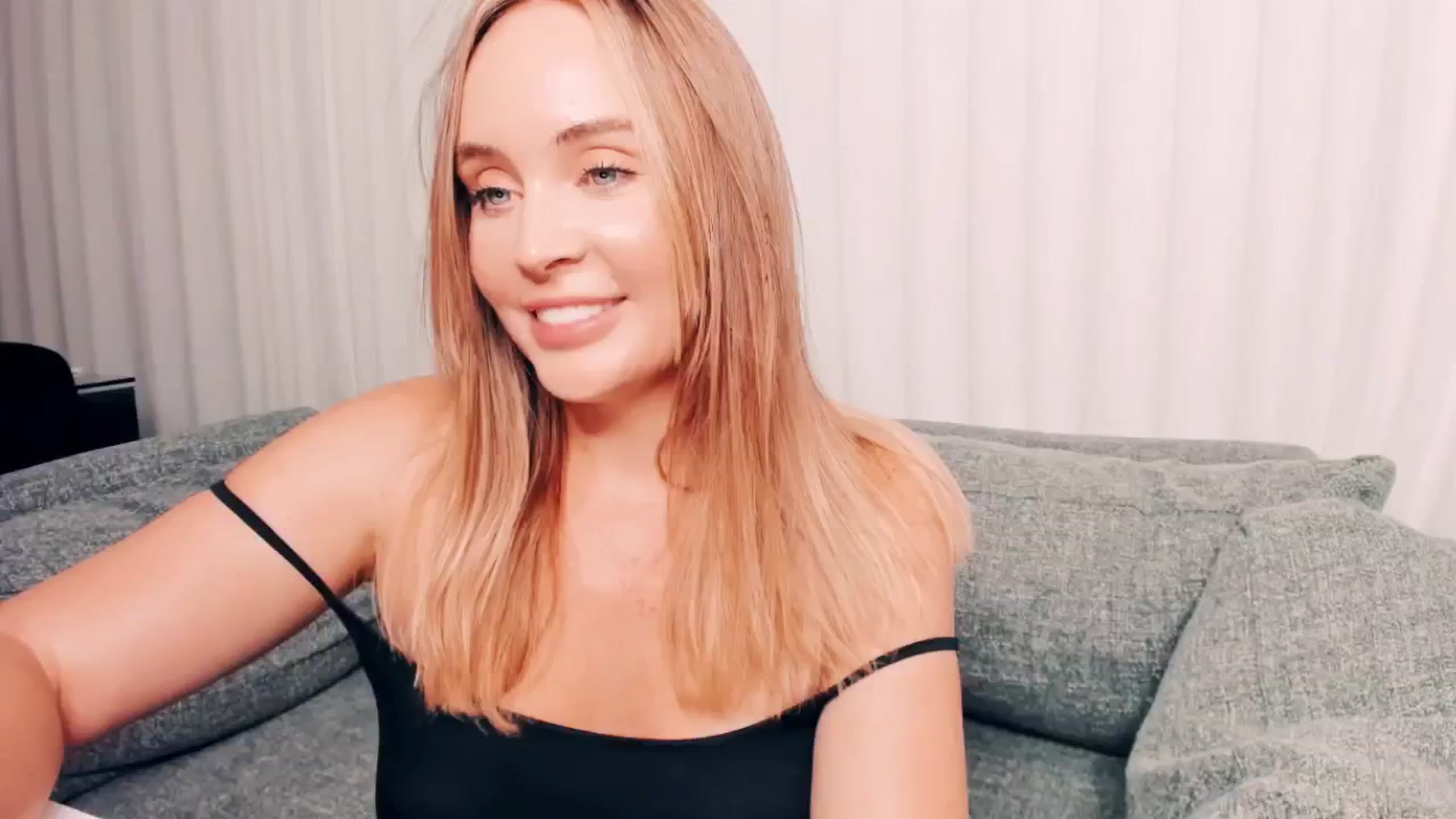 Gallery image thumbnail from NessaMoore's myfreecams stream on, 09/19/2024, 24:51 image 15 of 20