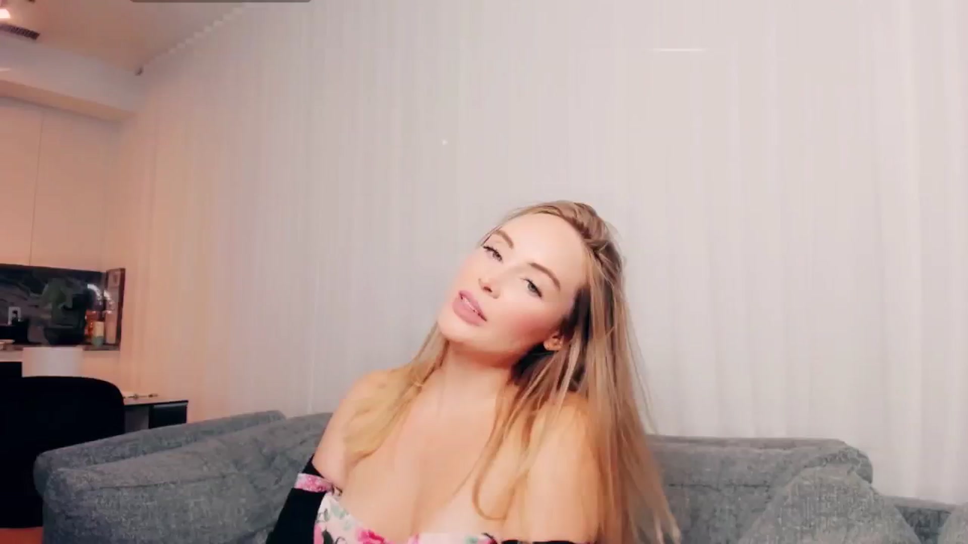 Gallery image thumbnail from NessaMoore's myfreecams stream on, 10/16/2024, 03:55 image 12 of 20