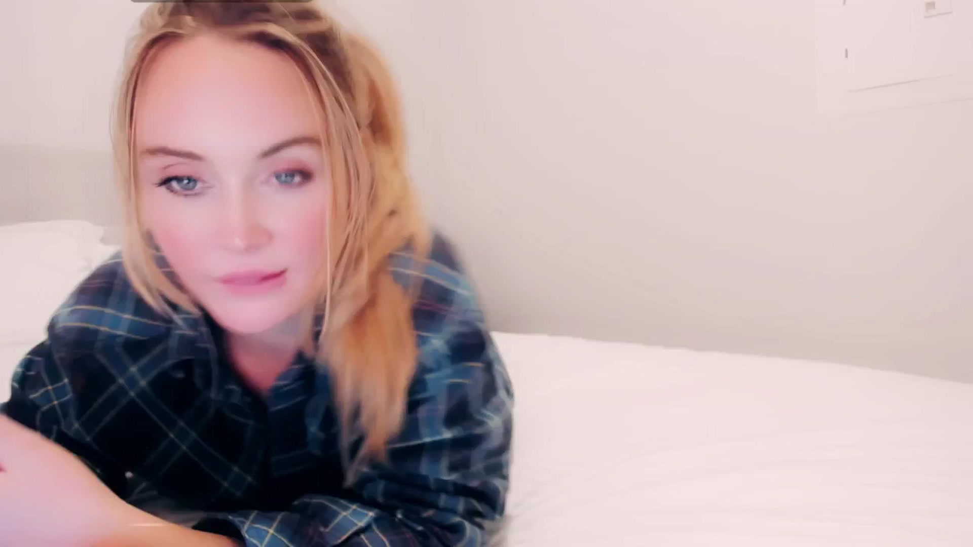 Gallery image thumbnail from NessaMoore's myfreecams stream on, 10/19/2024, 05:30 image 20 of 20