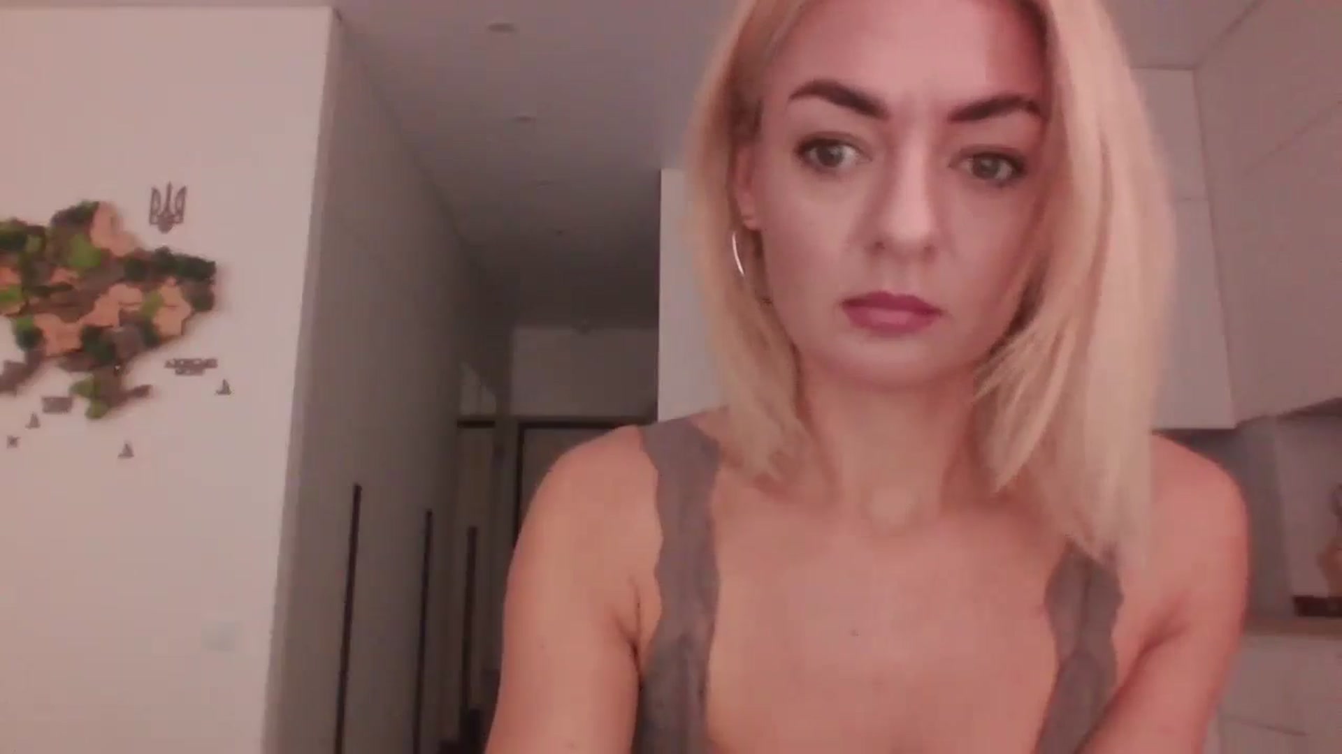 Gallery image thumbnail from NessaVix's myfreecams stream on, 11/09/2025, 12:34 image 3 of 20