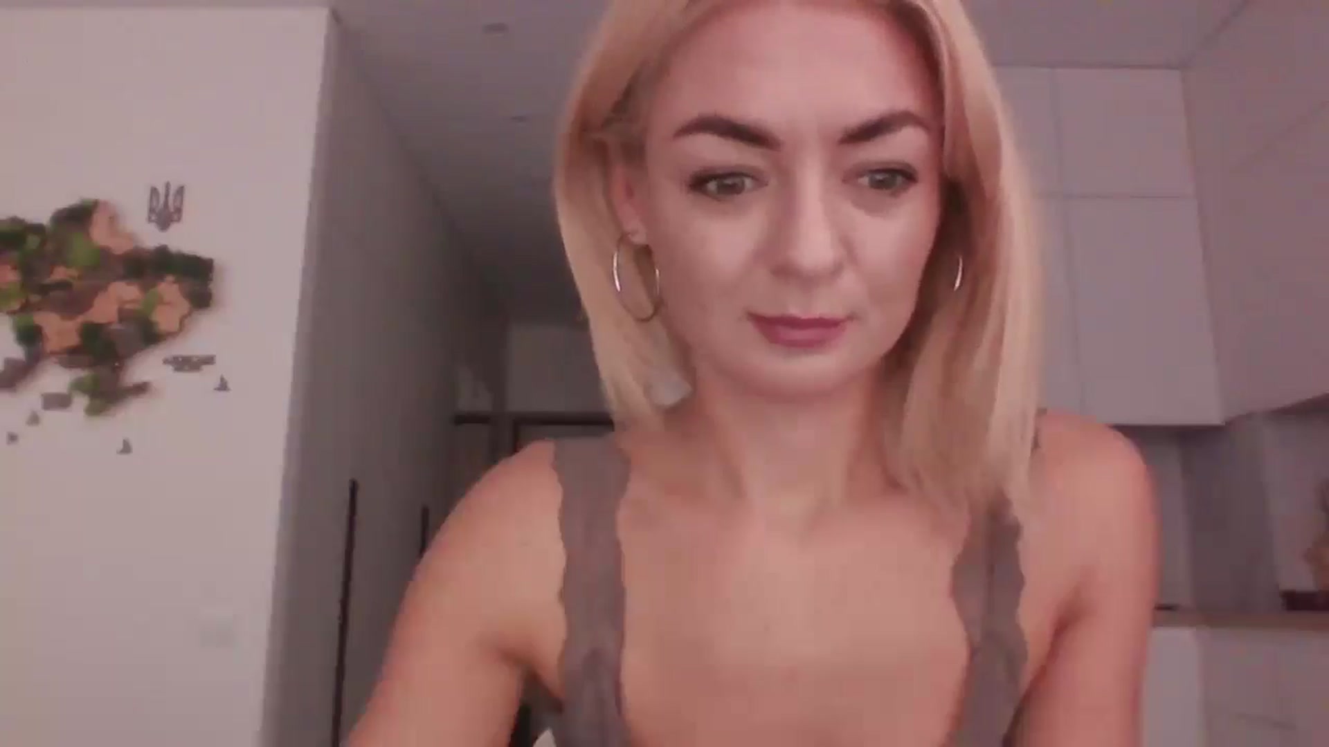 Gallery image thumbnail from NessaVix's myfreecams stream on, 11/09/2025, 12:34 image 14 of 20