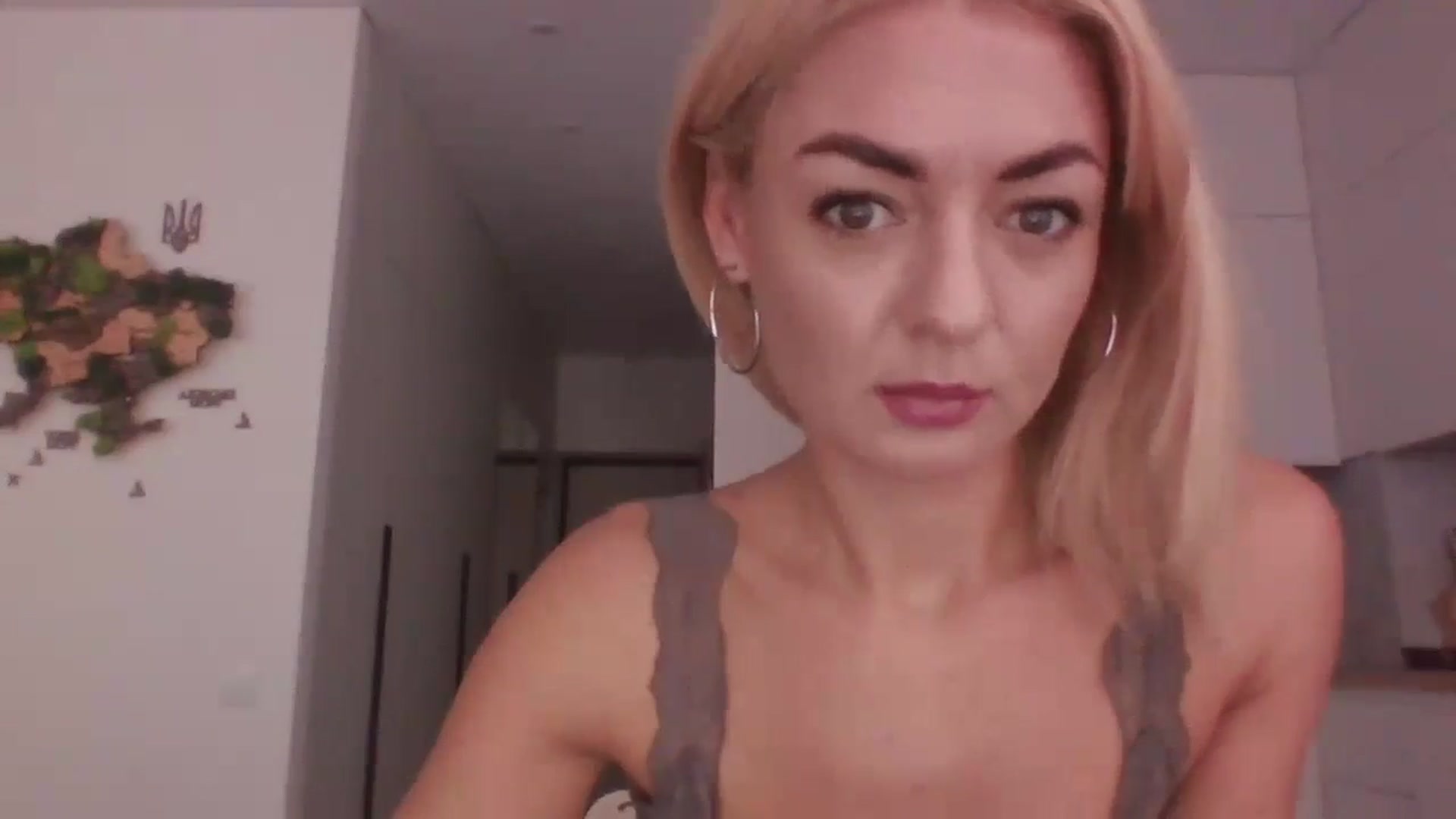 Gallery image thumbnail from NessaVix's myfreecams stream on, 11/09/2025, 12:34 image 11 of 20