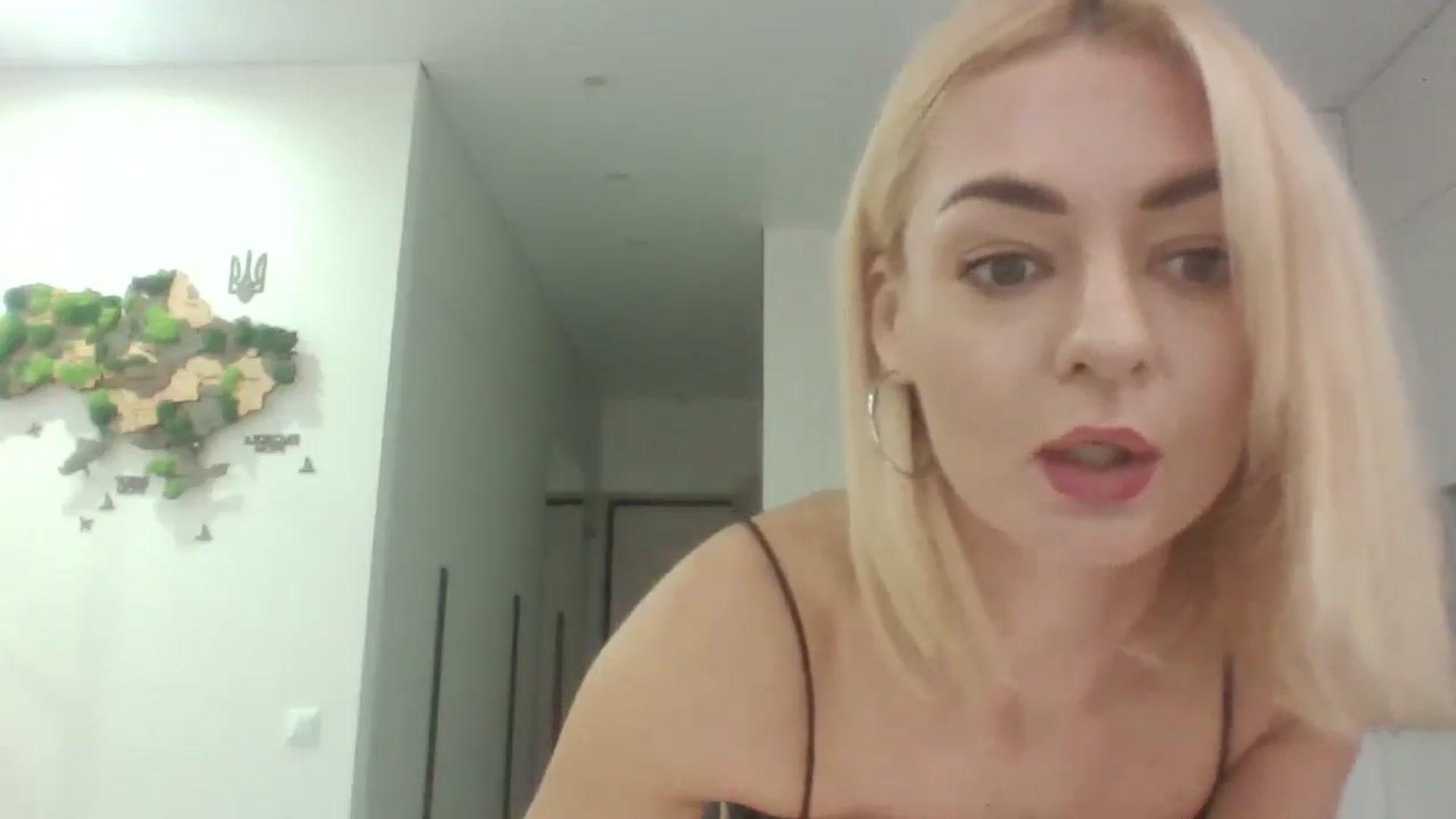 Gallery image thumbnail from NessaVix's myfreecams stream on, 12/06/2025, 13:03 image 16 of 20