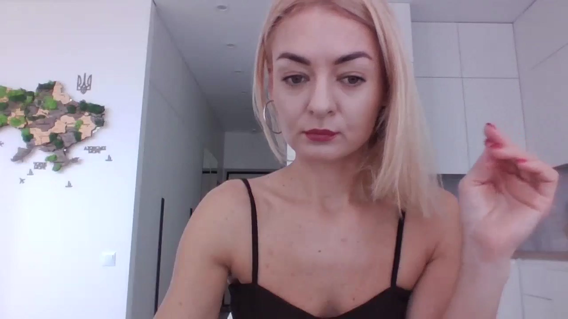 Gallery image thumbnail from NessaVix's myfreecams stream on, 12/24/2025, 11:47 image 9 of 20