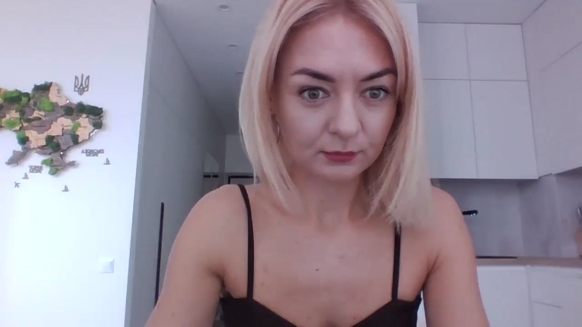 Gallery image thumbnail from NessaVix's myfreecams stream on, 12/24/2025, 11:47 image 14 of 20