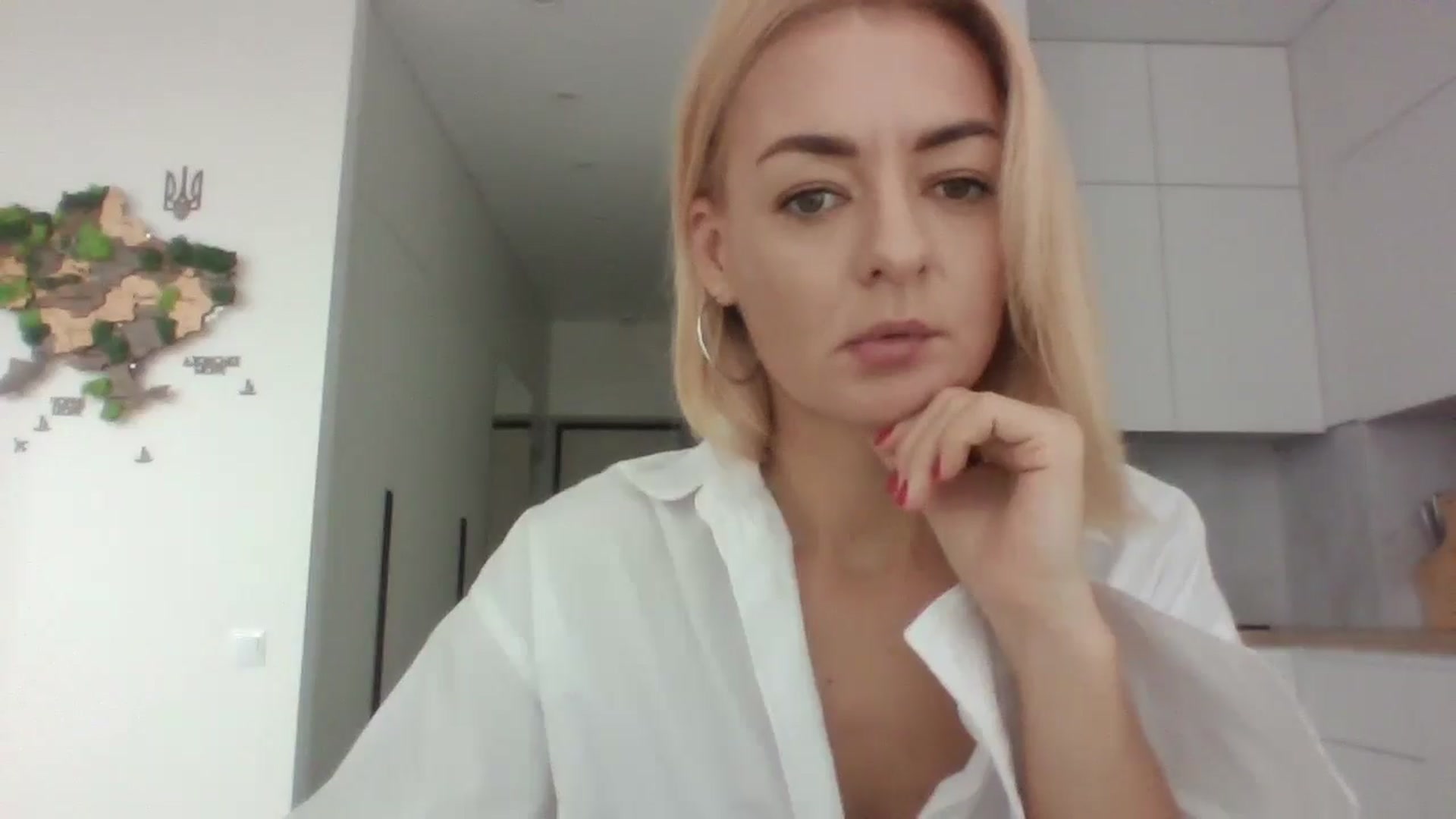 Gallery image thumbnail from NessaVix's myfreecams stream on, 12/27/2025, 13:21 image 9 of 20