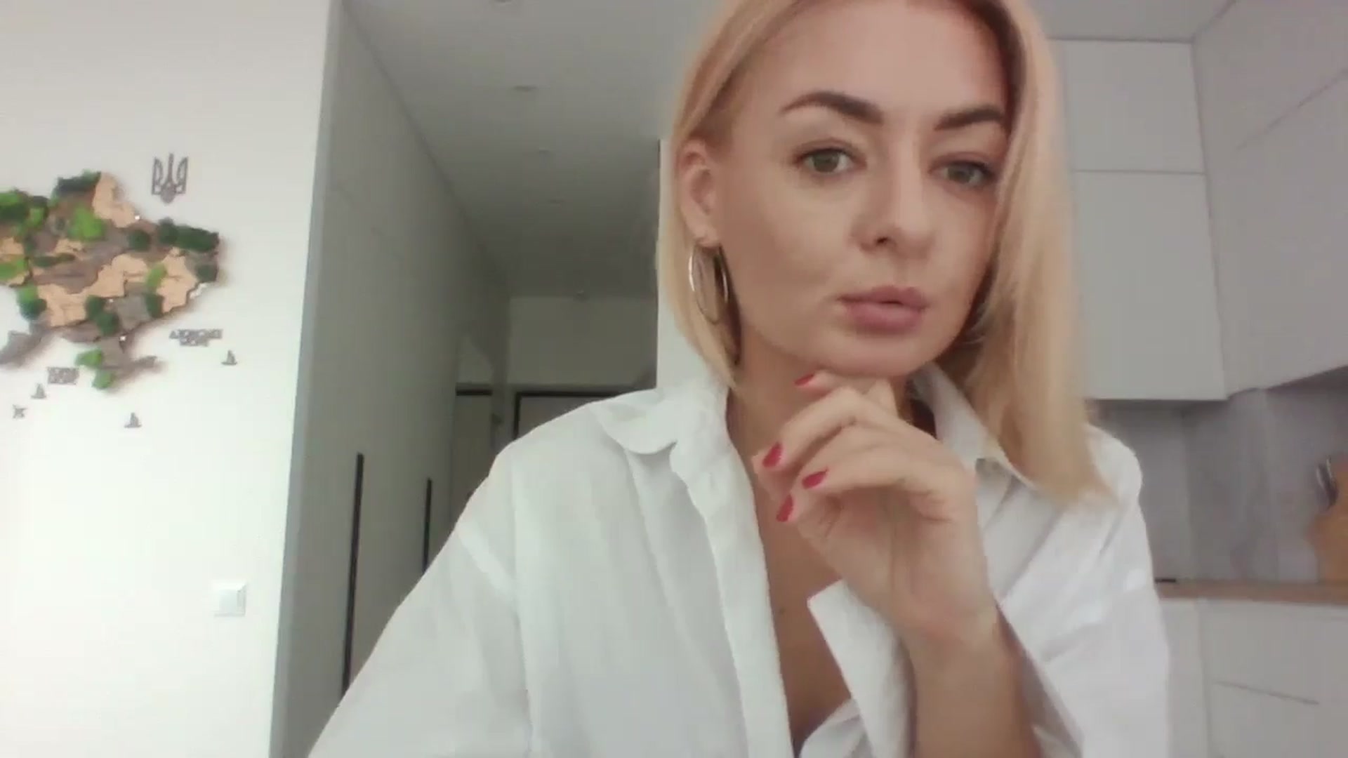 Gallery image thumbnail from NessaVix's myfreecams stream on, 12/27/2025, 13:21 image 5 of 20
