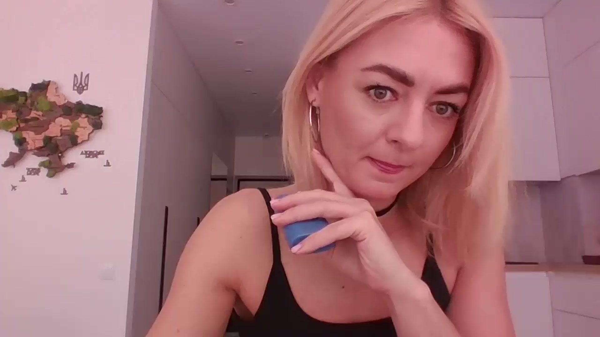 Gallery image thumbnail from NessaVix's myfreecams stream on, 02/08/2026, 11:56 image 10 of 20