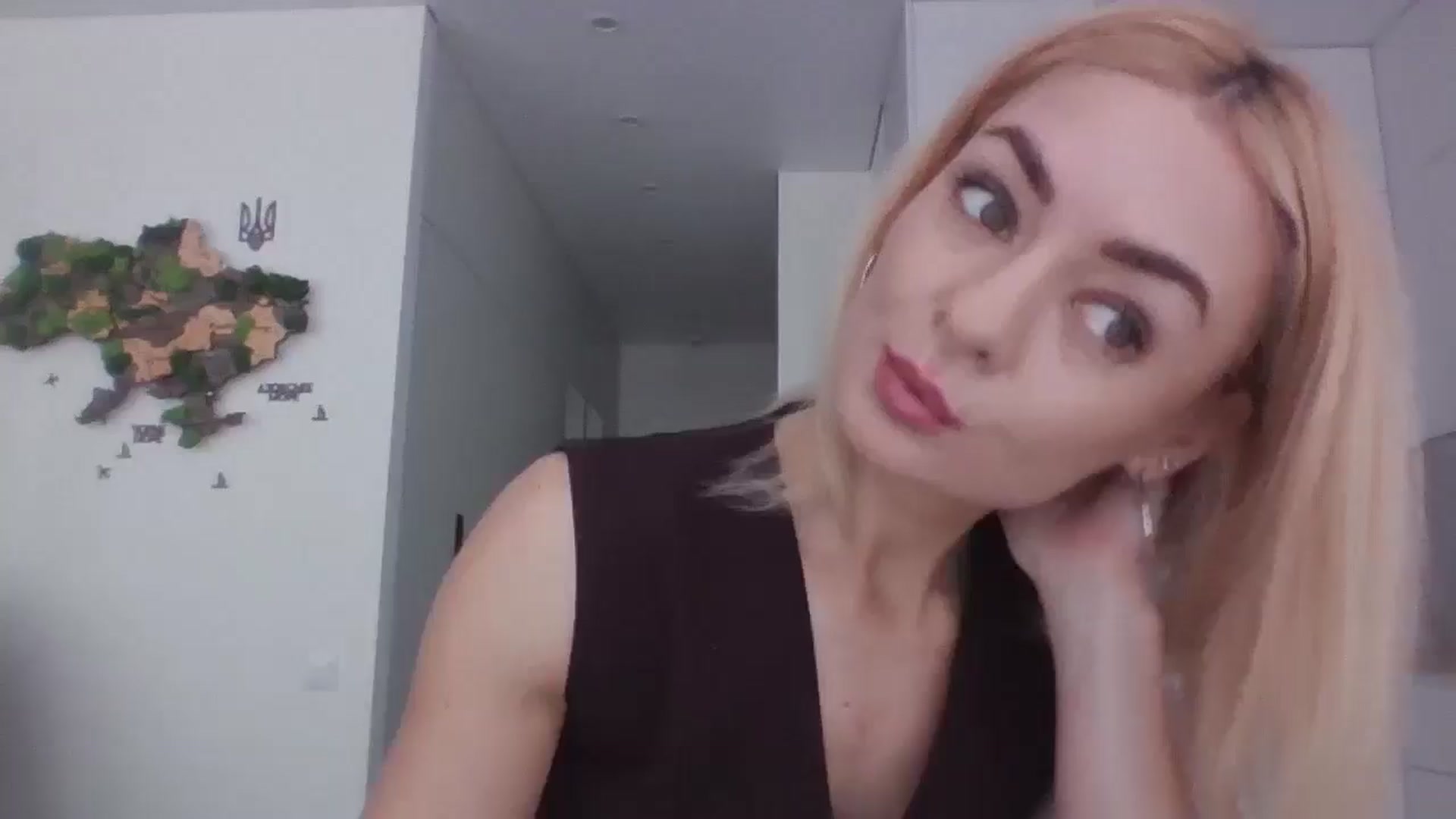 Gallery image thumbnail from NessaVix's myfreecams stream on, 02/15/2026, 13:44 image 1 of 20