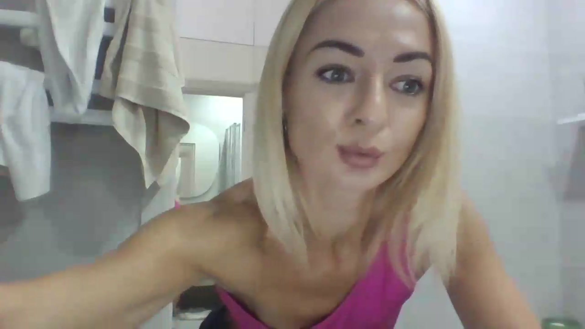 Gallery image thumbnail from NessaVix's myfreecams stream on, 07/16/2026, 10:04 image 19 of 20