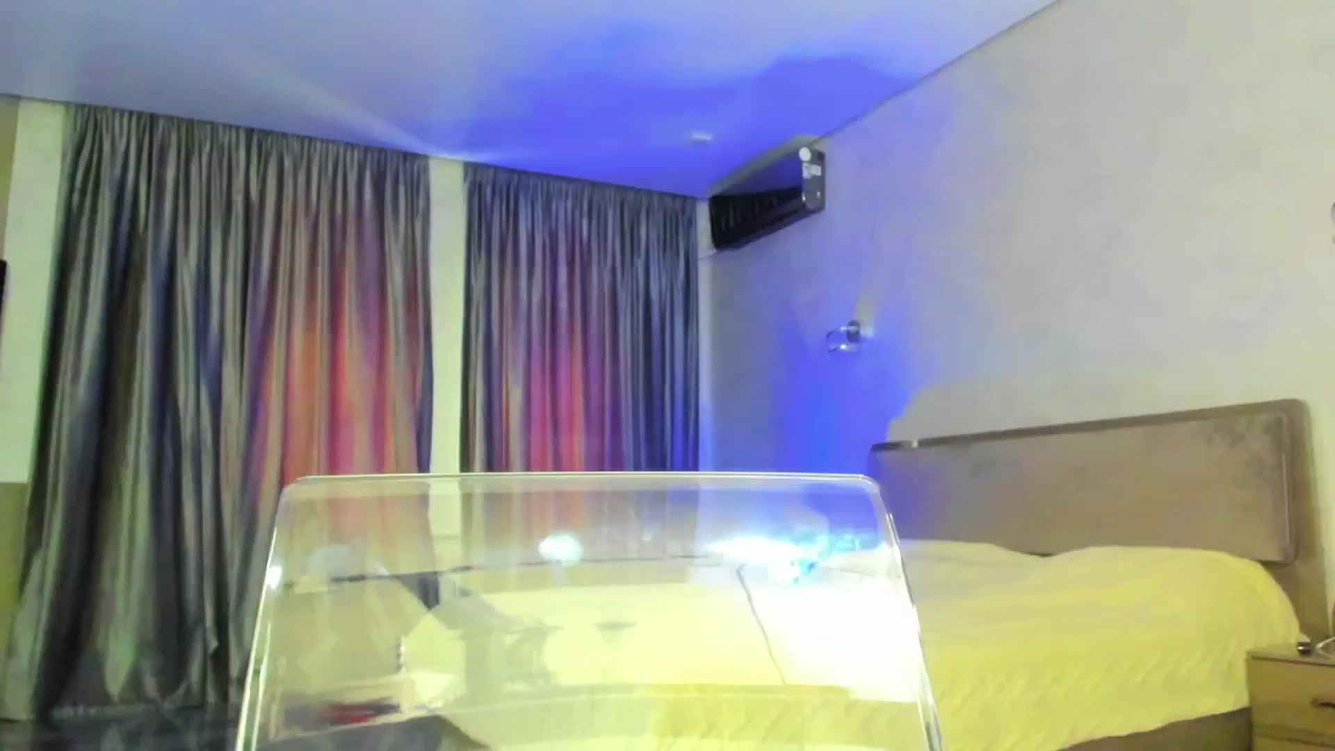 Gallery image thumbnail from NeverForgetK's myfreecams stream on, 05/21/2025, 12:36 image 17 of 20