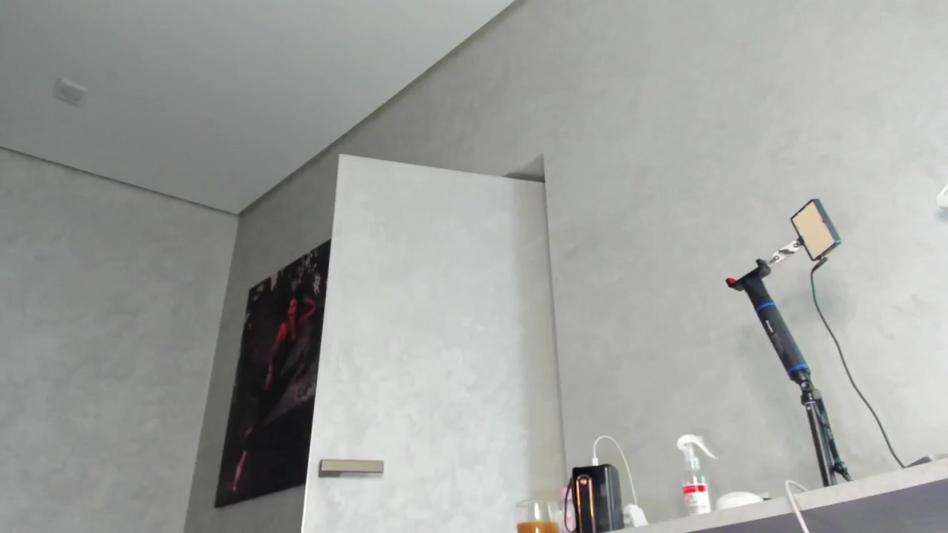 Gallery image thumbnail from NeverForgetK's myfreecams stream on, 05/24/2025, 17:09 image 7 of 20