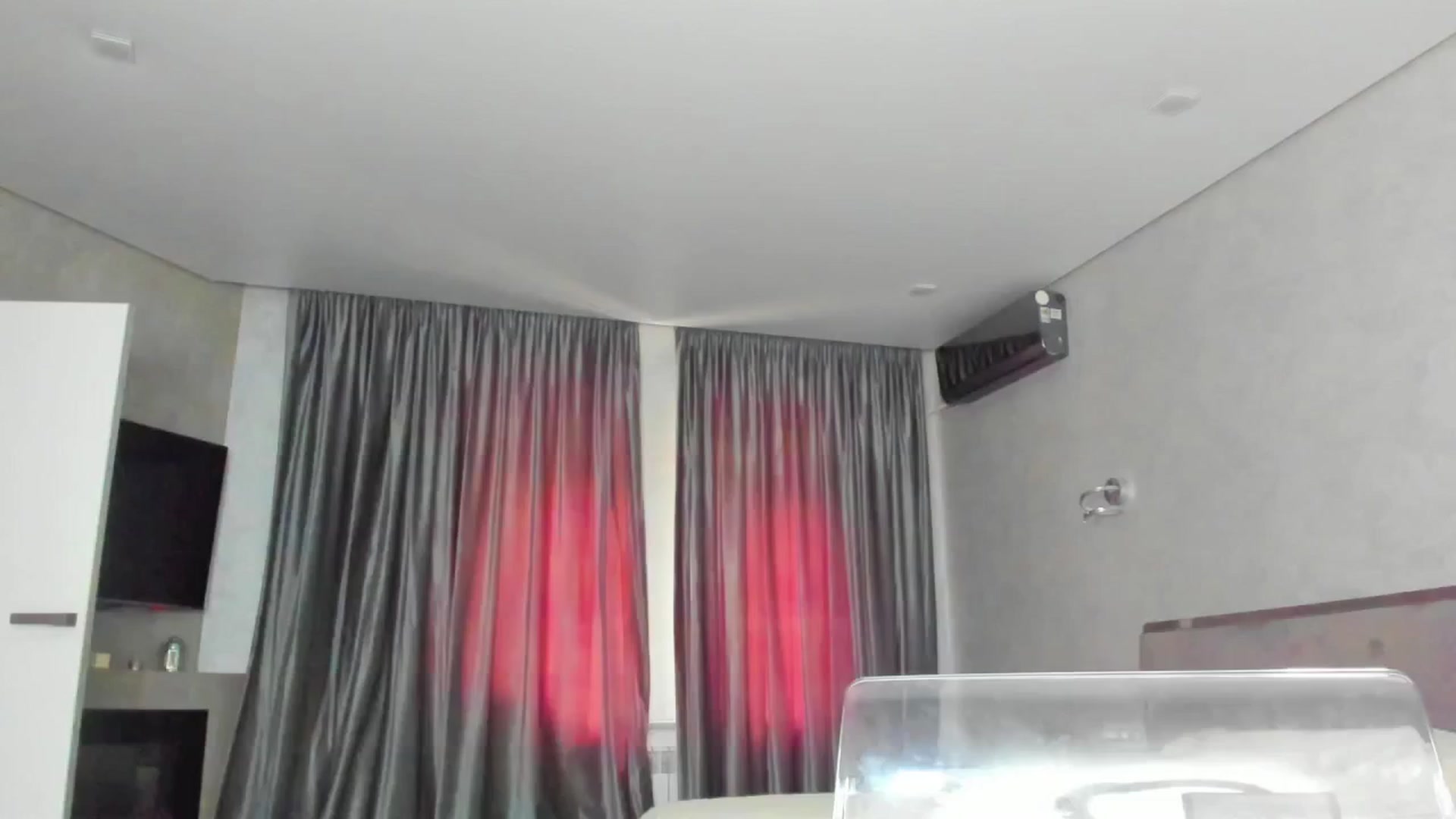 Gallery image thumbnail from NeverForgetK's myfreecams stream on, 05/25/2025, 13:13 image 16 of 20