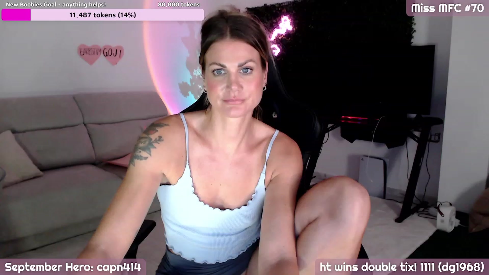 Gallery image thumbnail from NewBoobies4BB's myfreecams stream on, 09/12/2023, 01:18 image 20 of 20