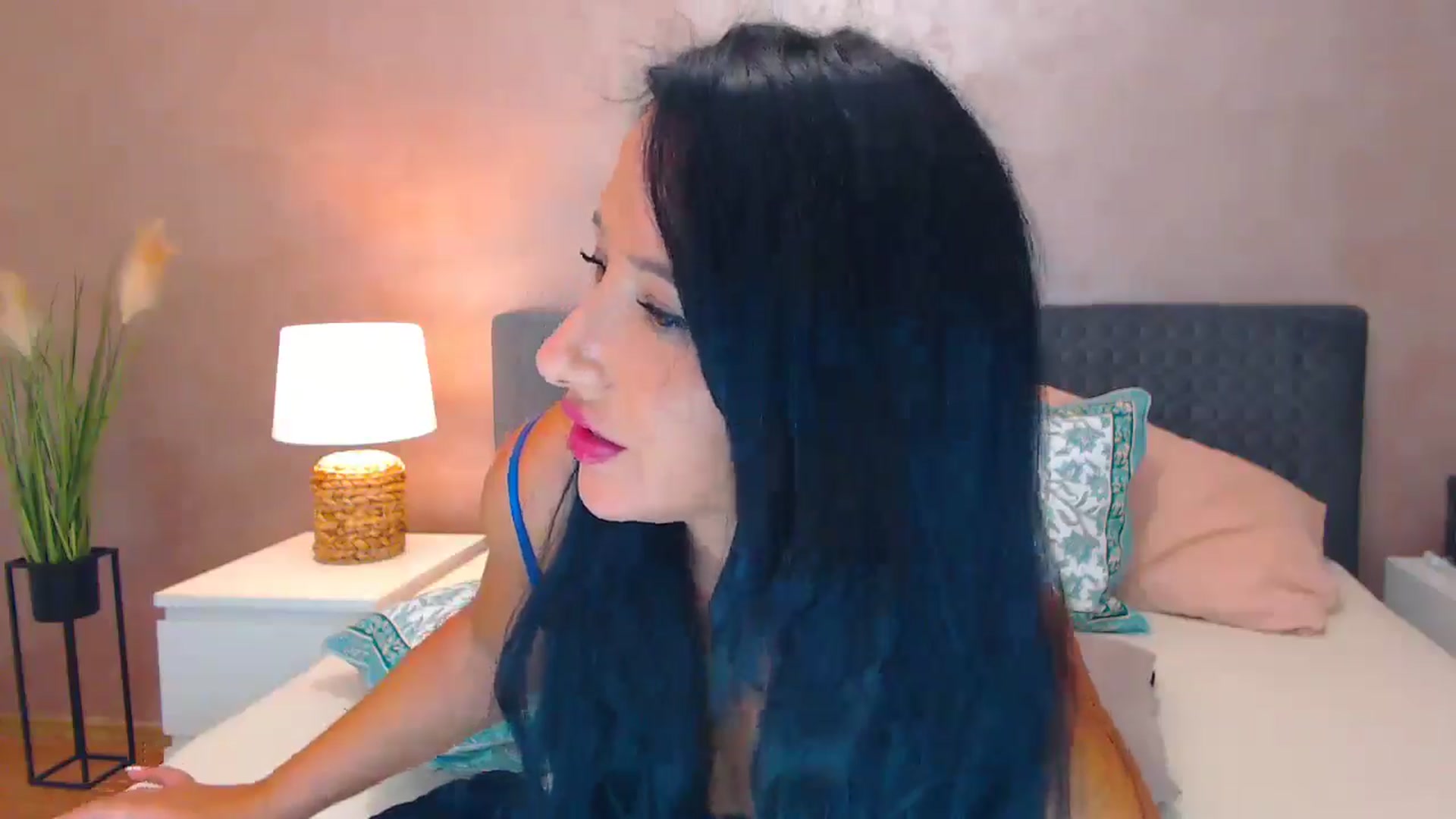 Gallery image thumbnail from NewGirl1's myfreecams stream on, 07/24/2024, 11:24 image 17 of 20