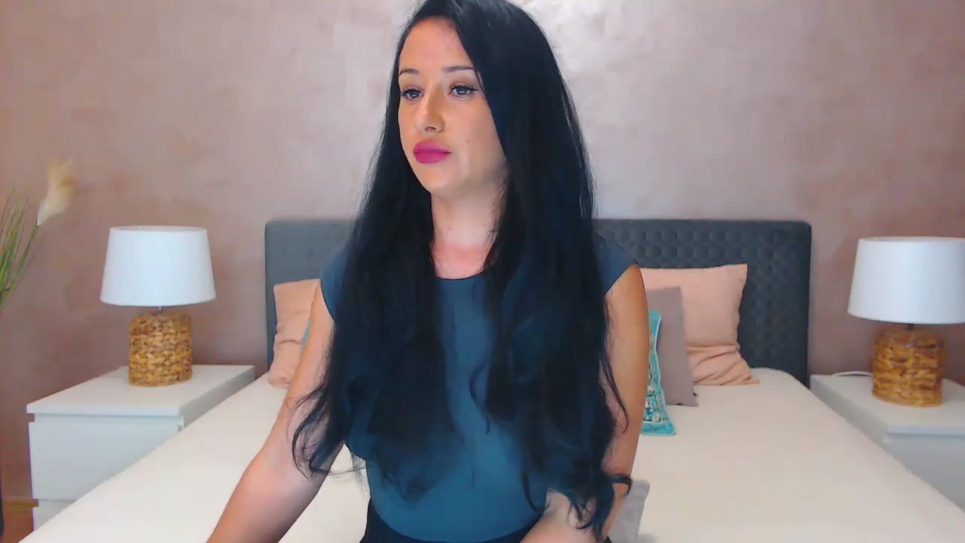 Gallery image thumbnail from NewGirl1's myfreecams stream on, 09/17/2024, 07:45 image 4 of 20