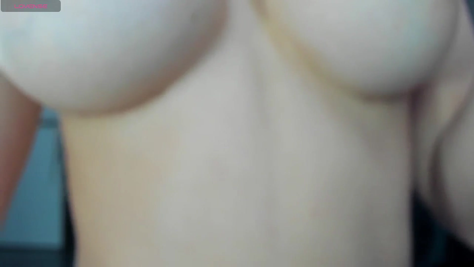 Gallery image thumbnail from NewGirlK's myfreecams stream on, 11/18/2025, 19:32 image 16 of 20