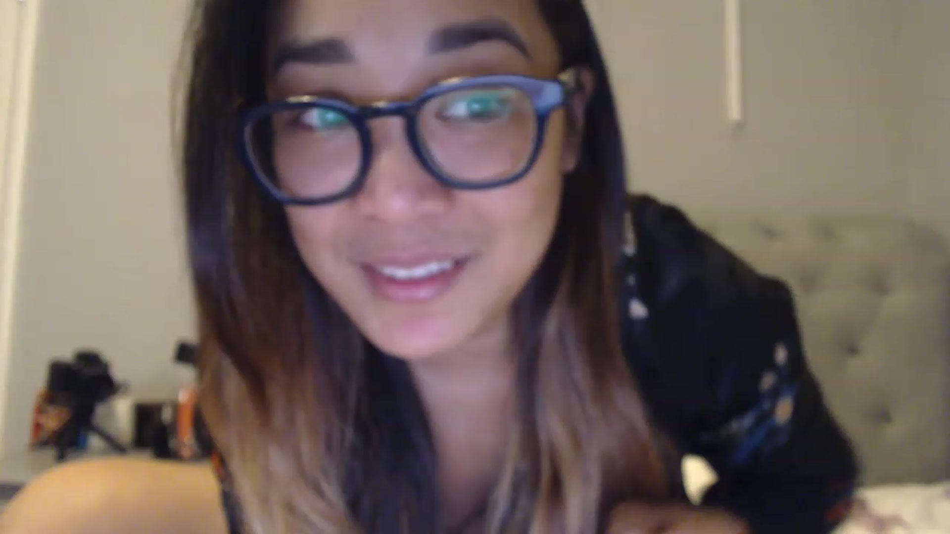 Gallery image thumbnail from NewKristine23's myfreecams stream on, 01/21/2023, 08:47 image 1 of 20