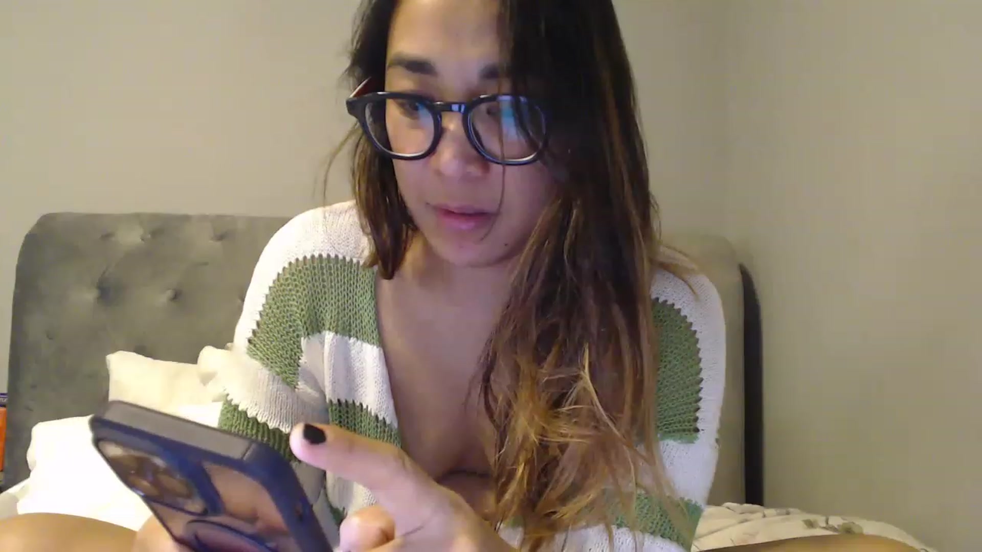 Gallery image thumbnail from NewKristine23's myfreecams stream on, 01/22/2023, 23:16 image 15 of 20