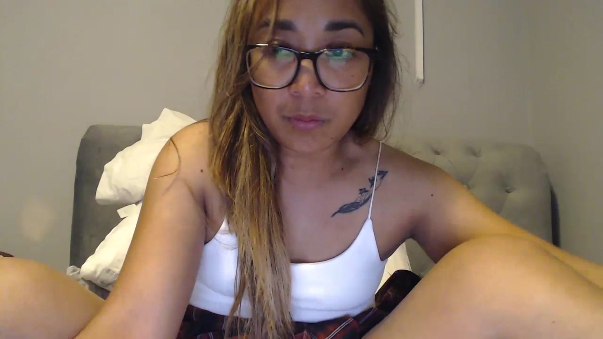 Gallery image thumbnail from NewKristine23's myfreecams stream on, 07/15/2023, 14:30 image 16 of 20