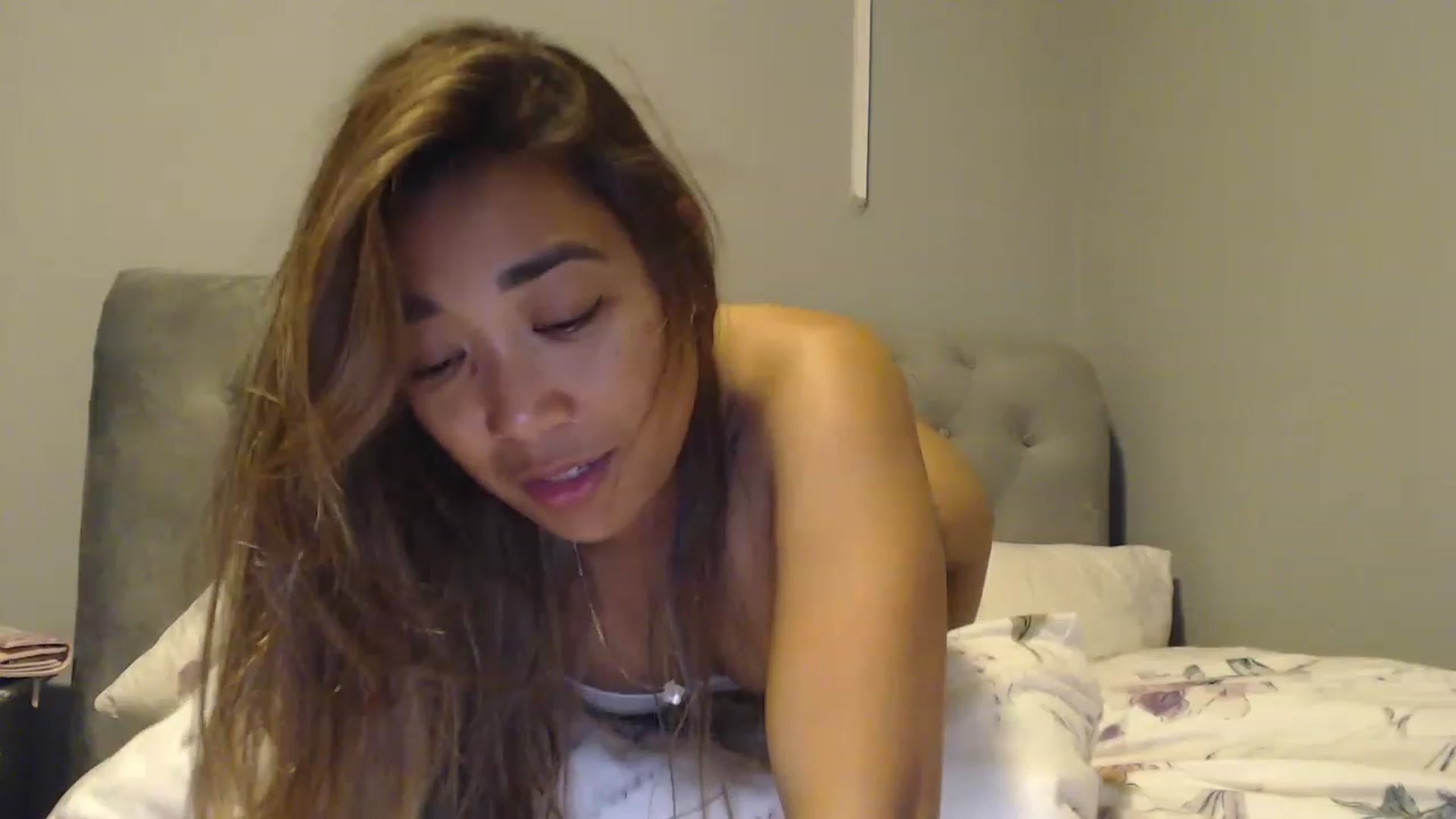 Gallery image thumbnail from NewKristine23's myfreecams stream on, 08/19/2023, 24:49 image 11 of 20