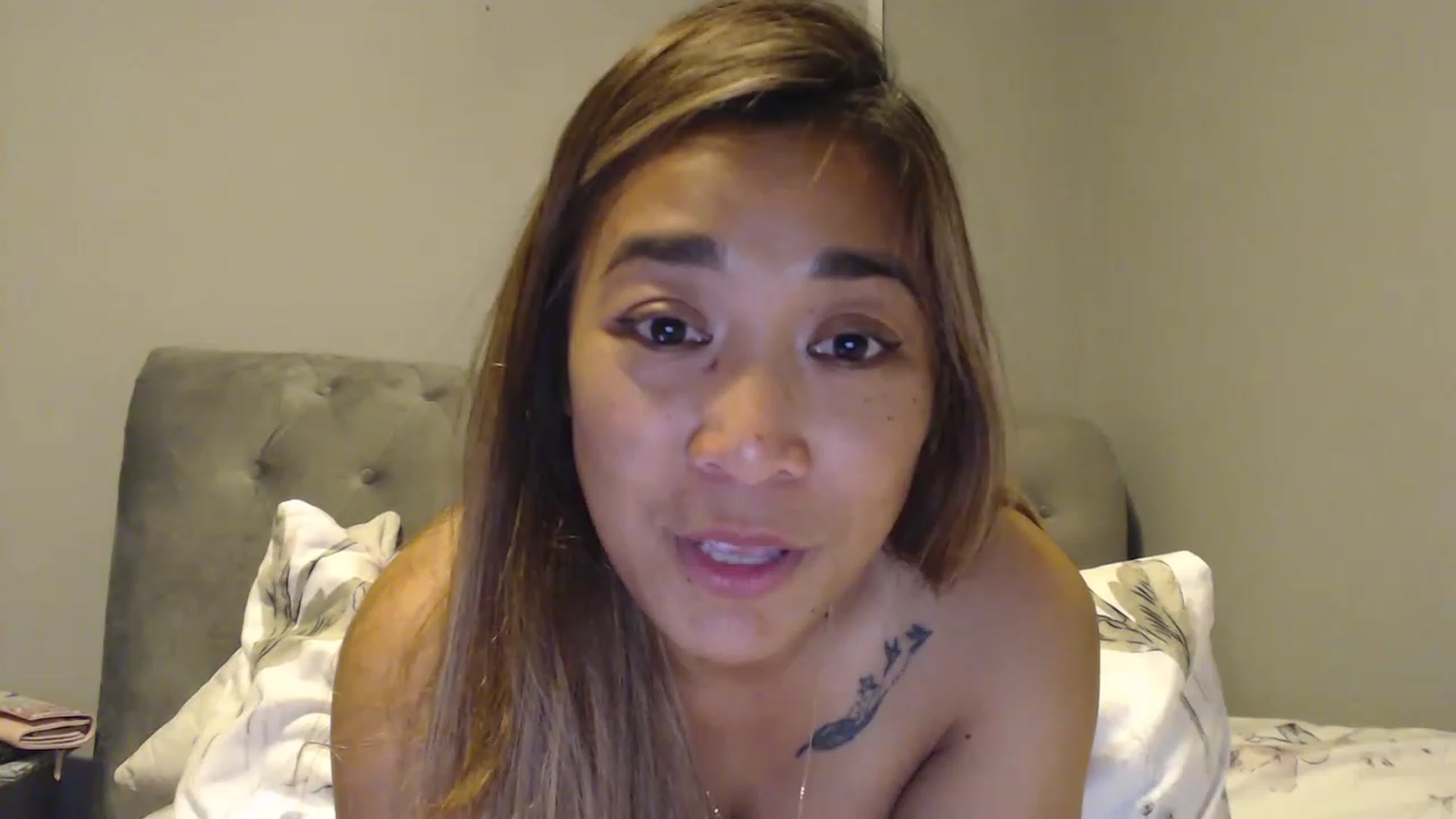 Gallery image thumbnail from NewKristine23's myfreecams stream on, 08/19/2023, 24:49 image 5 of 20