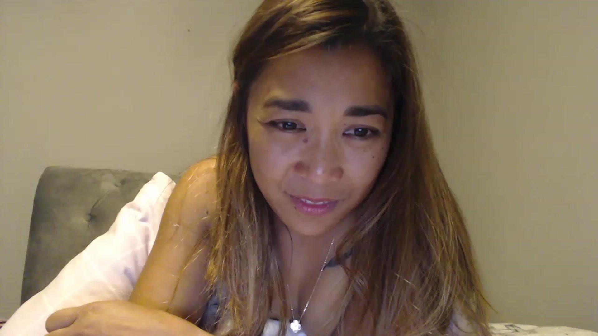 Gallery image thumbnail from NewKristine23's myfreecams stream on, 08/19/2023, 24:49 image 16 of 20