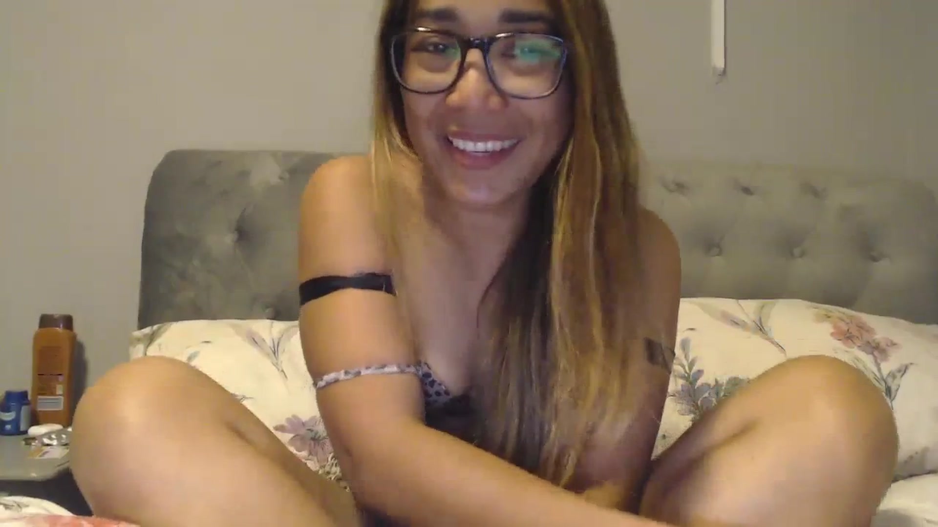 Gallery image thumbnail from NewKristine23's myfreecams stream on, 10/20/2023, 09:55 image 6 of 20