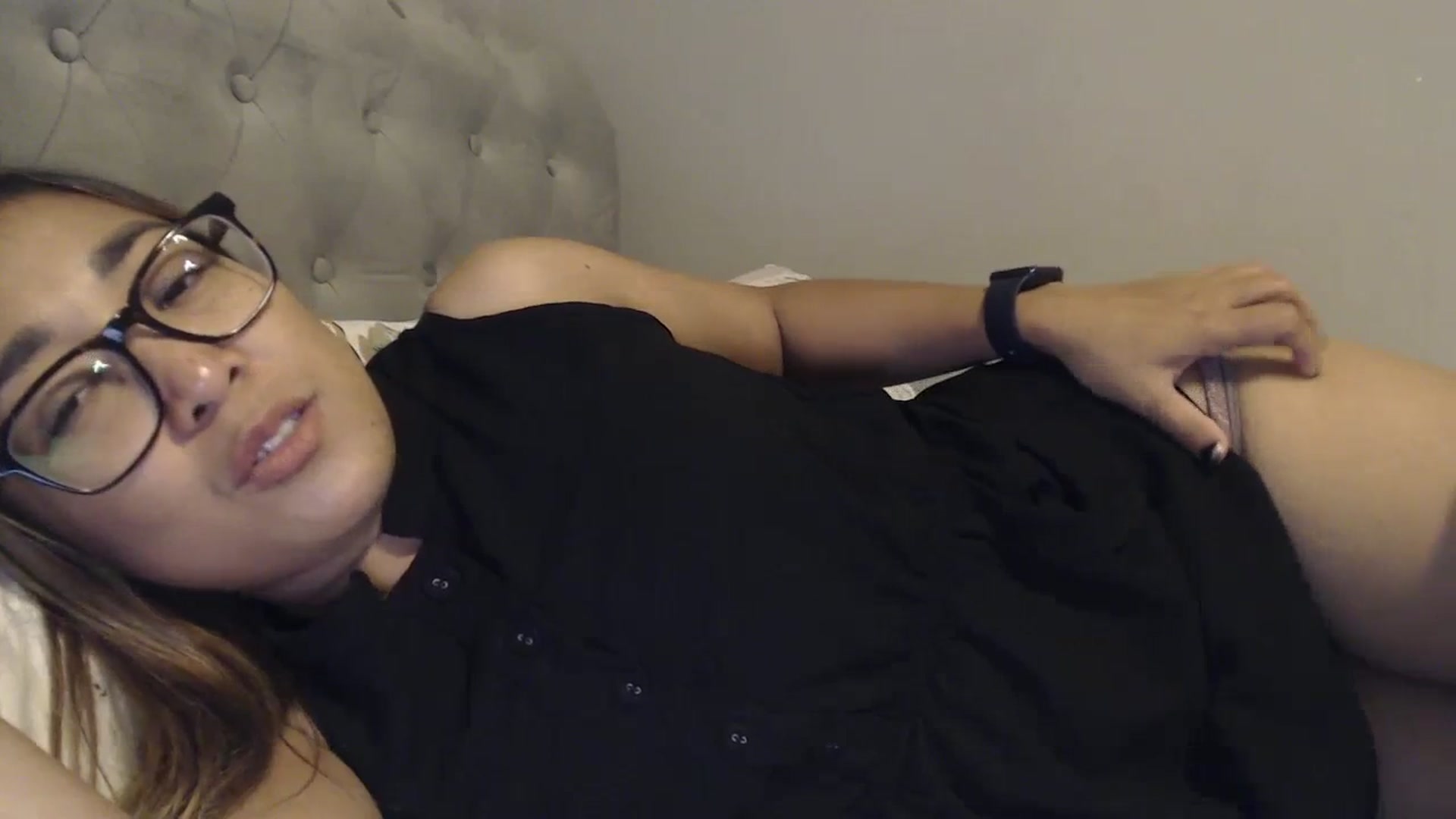 Gallery image thumbnail from NewKristine23's myfreecams stream on, 10/25/2023, 10:36 image 10 of 20