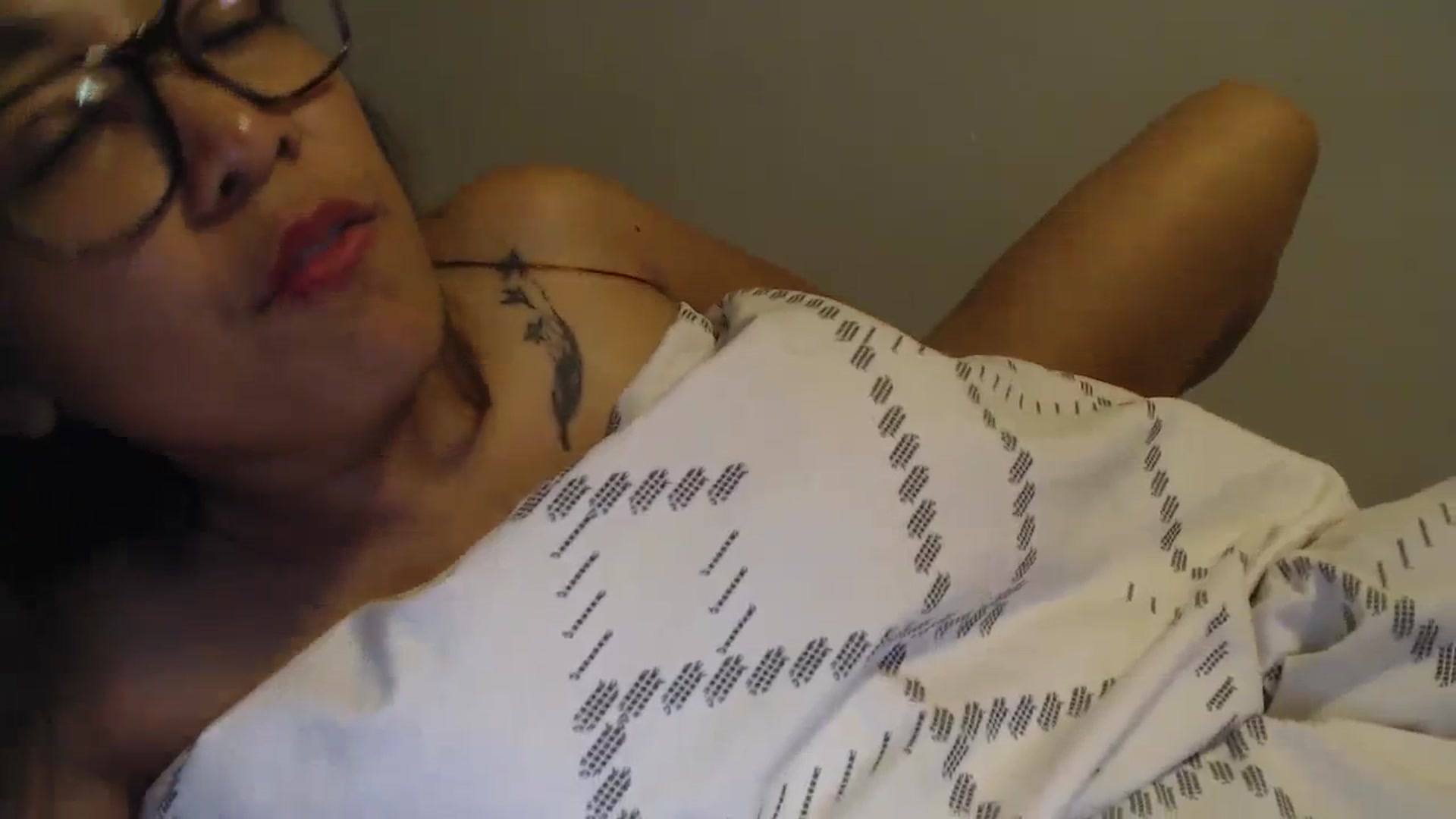 Gallery image thumbnail from NewKristine23's myfreecams stream on, 10/29/2023, 23:59 image 7 of 20
