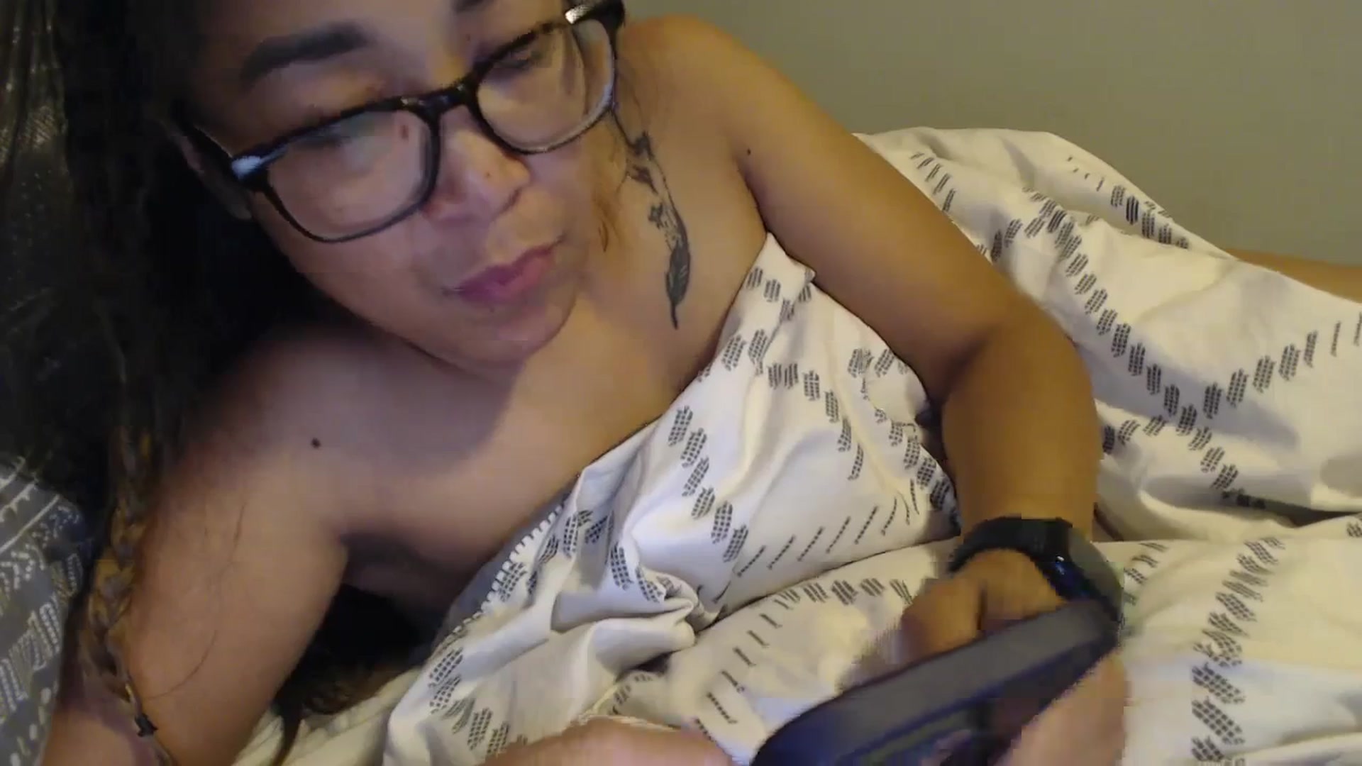Gallery image thumbnail from NewKristine23's myfreecams stream on, 11/04/2023, 12:22 image 8 of 20