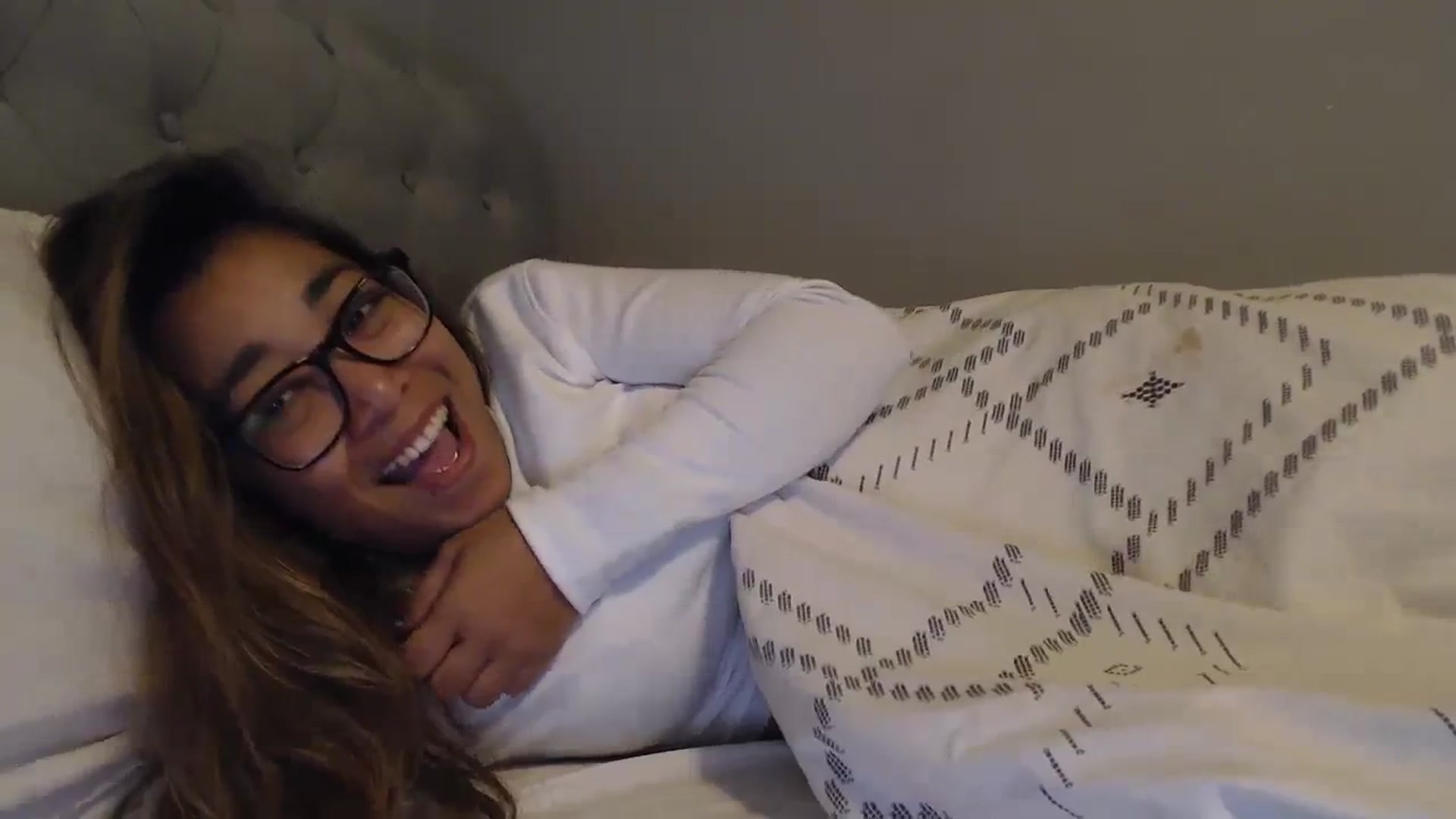 Gallery image thumbnail from NewKristine23's myfreecams stream on, 11/05/2023, 12:25 image 11 of 20