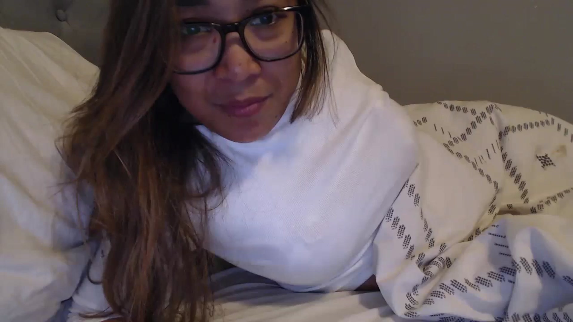 Gallery image thumbnail from NewKristine23's myfreecams stream on, 11/05/2023, 12:25 image 16 of 20