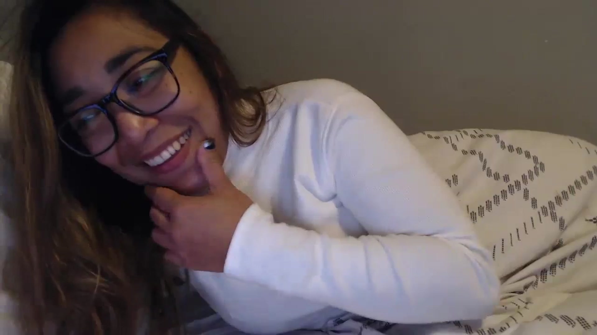 Gallery image thumbnail from NewKristine23's myfreecams stream on, 11/05/2023, 12:25 image 12 of 20
