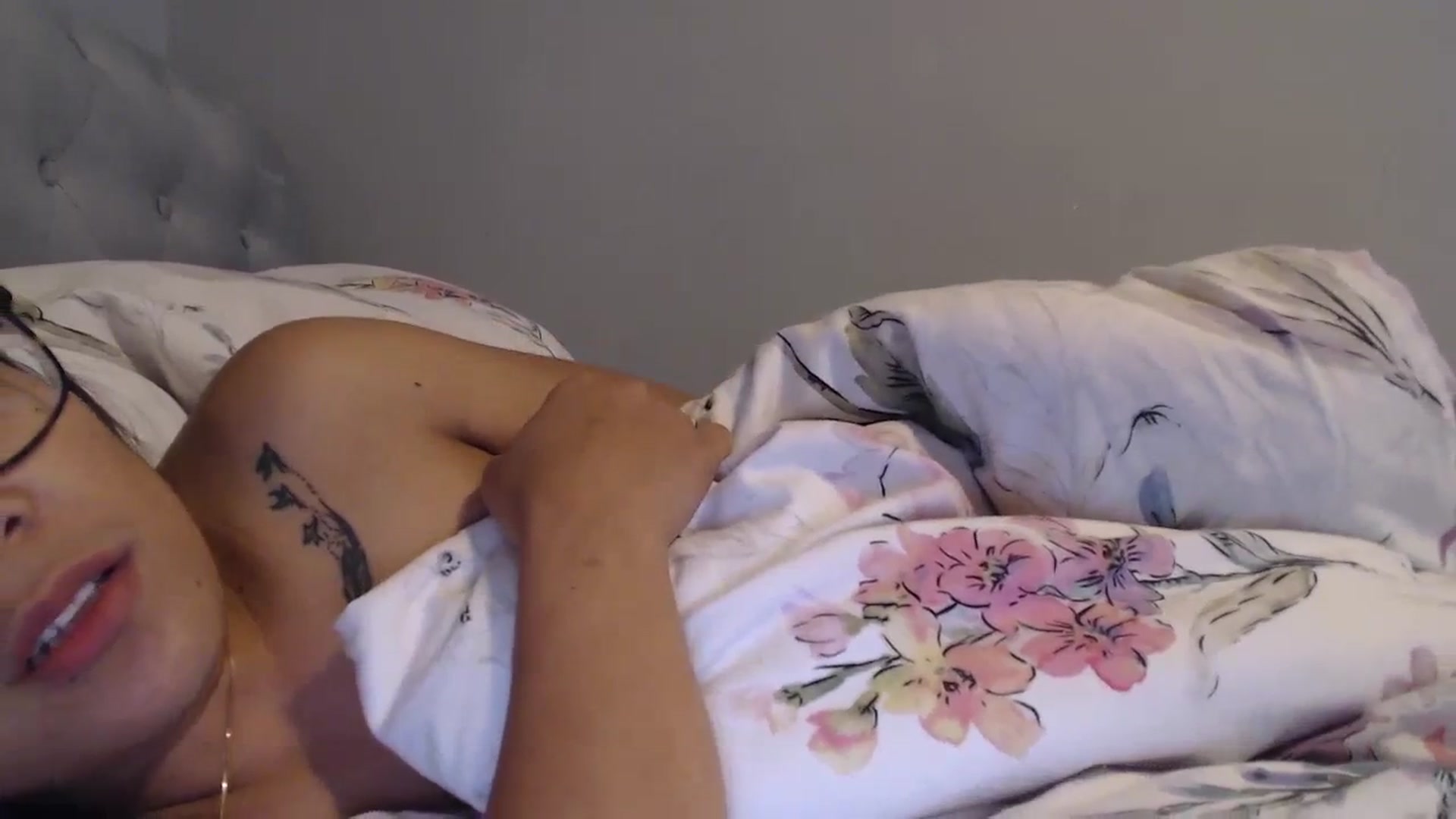Gallery image thumbnail from NewKristine23's myfreecams stream on, 11/10/2023, 10:54 image 3 of 20