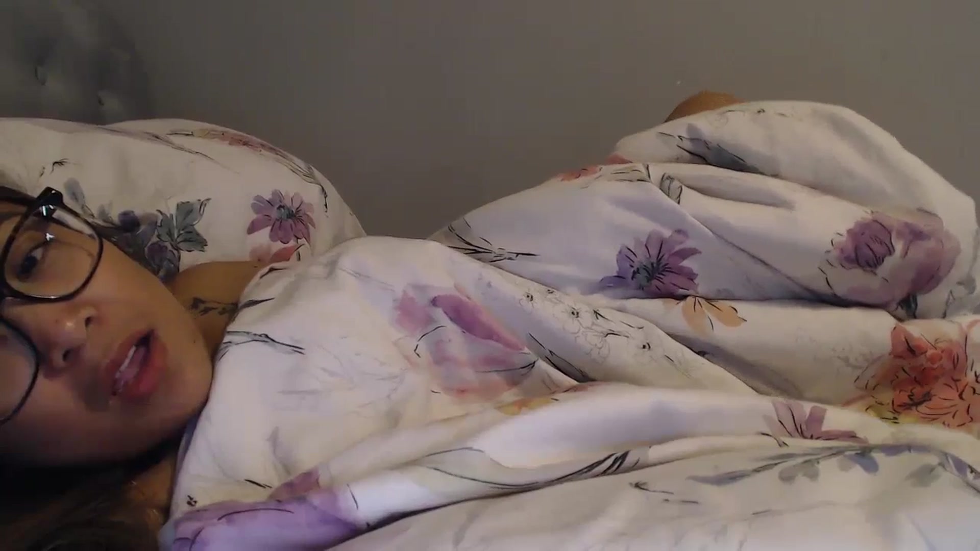 Gallery image thumbnail from NewKristine23's myfreecams stream on, 11/10/2023, 10:54 image 12 of 20