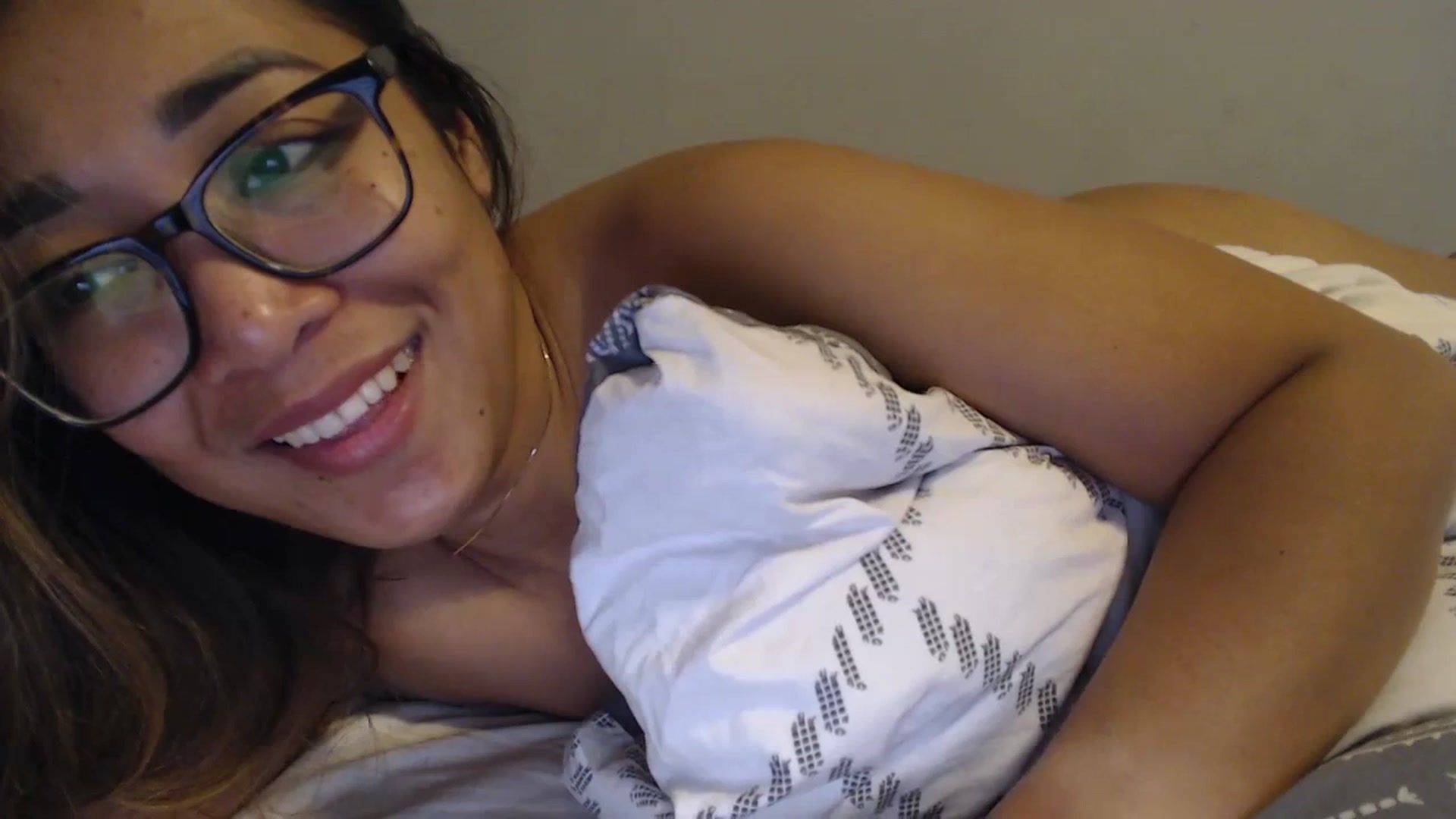Gallery image thumbnail from NewKristine23's myfreecams stream on, 11/19/2023, 10:49 image 20 of 20