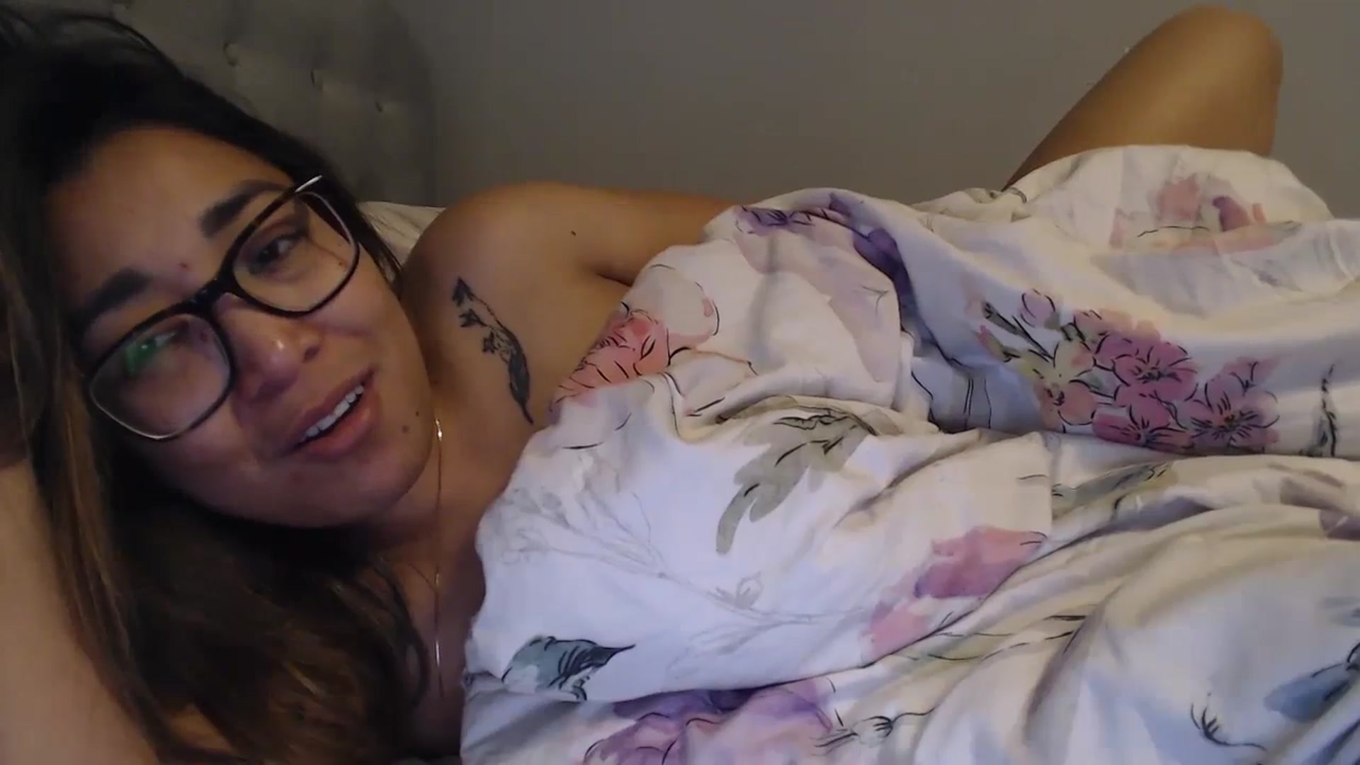 Gallery image thumbnail from NewKristine23's myfreecams stream on, 01/09/2024, 11:26 image 6 of 20