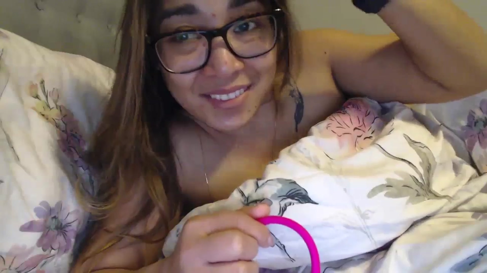 Gallery image thumbnail from NewKristine23's myfreecams stream on, 01/09/2024, 11:26 image 20 of 20