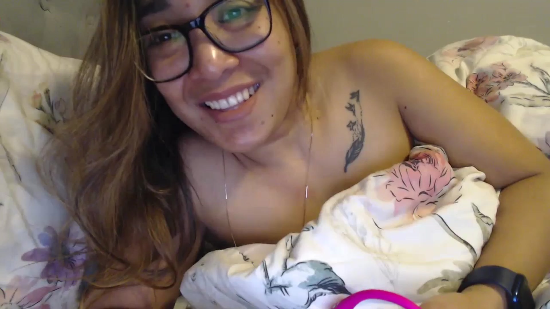 Gallery image thumbnail from NewKristine23's myfreecams stream on, 01/09/2024, 11:26 image 19 of 20