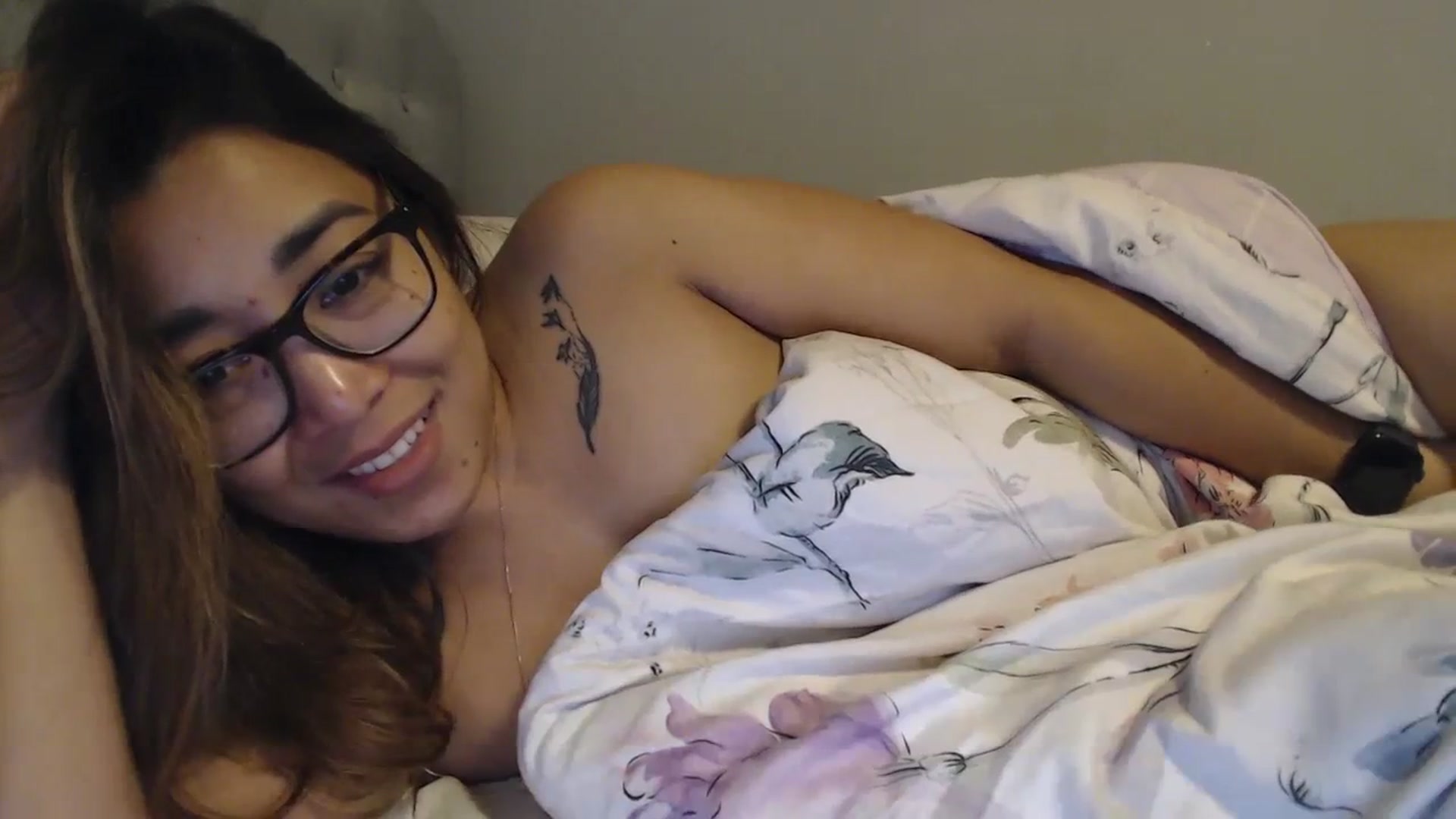 Gallery image thumbnail from NewKristine23's myfreecams stream on, 01/09/2024, 11:26 image 2 of 20