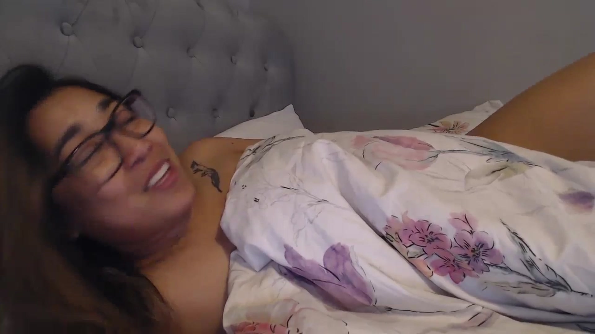 Gallery image thumbnail from NewKristine23's myfreecams stream on, 01/26/2024, 12:10 image 8 of 20